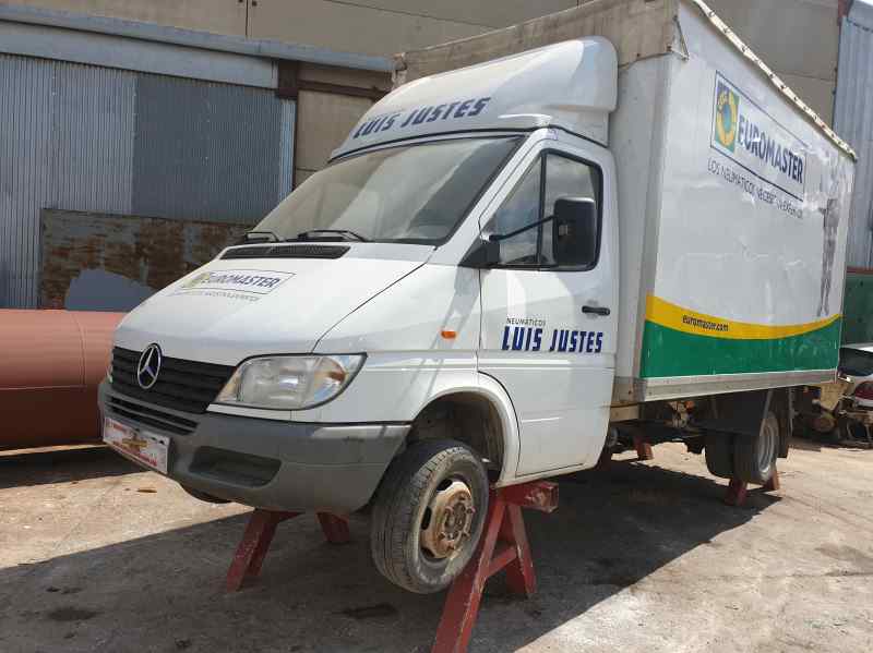PARAGOLPES DELANTERO MERCEDES-BENZ SPRINTER 612981