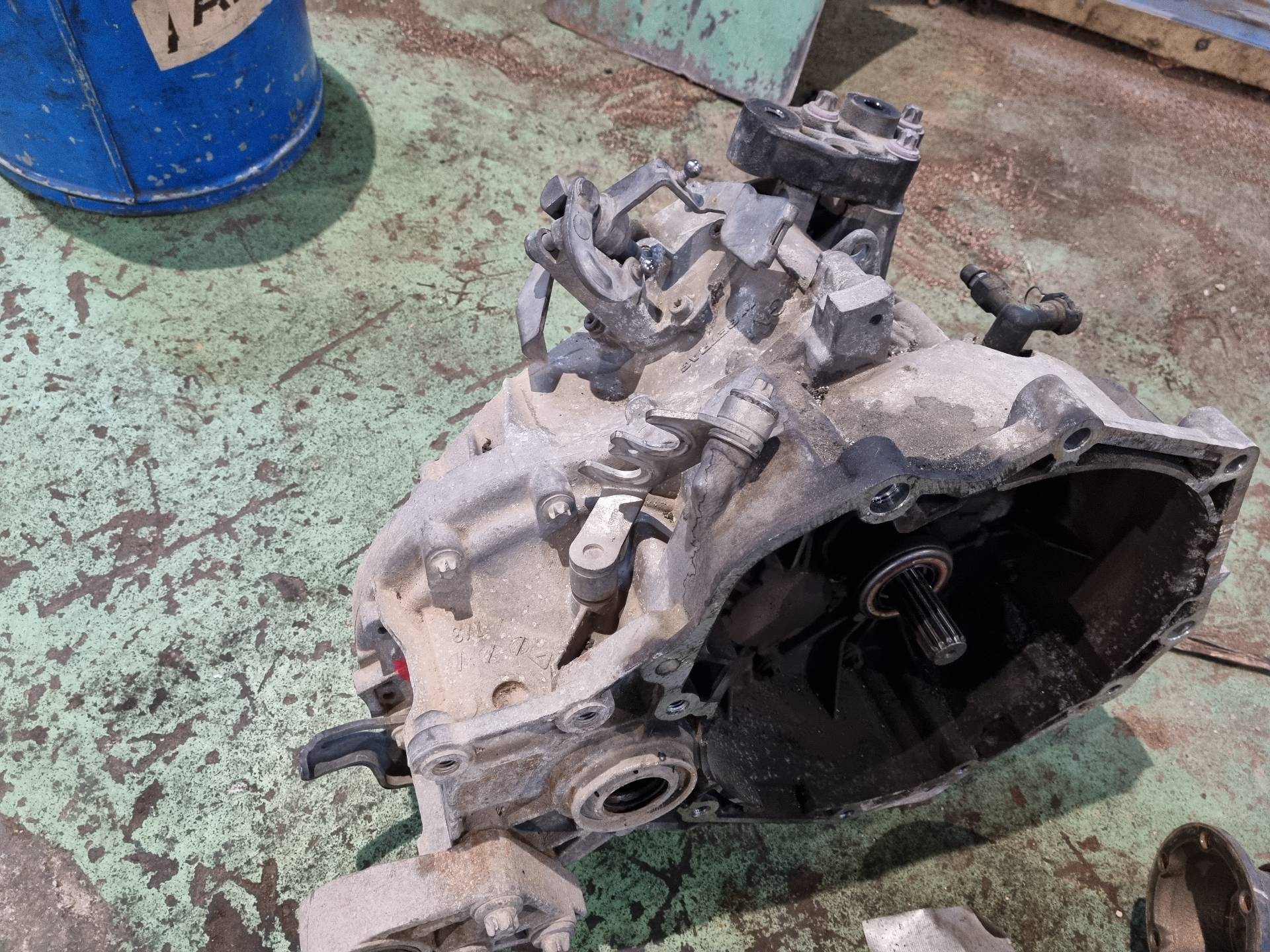 CAJA CAMBIOS OPEL MERIVA Z17DTH