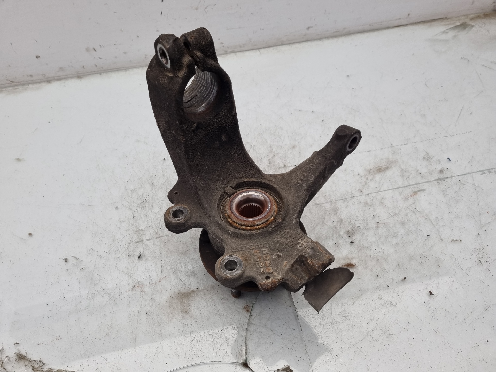 MANGUETA DELANTERA DERECHA FORD FOCUS G8DA