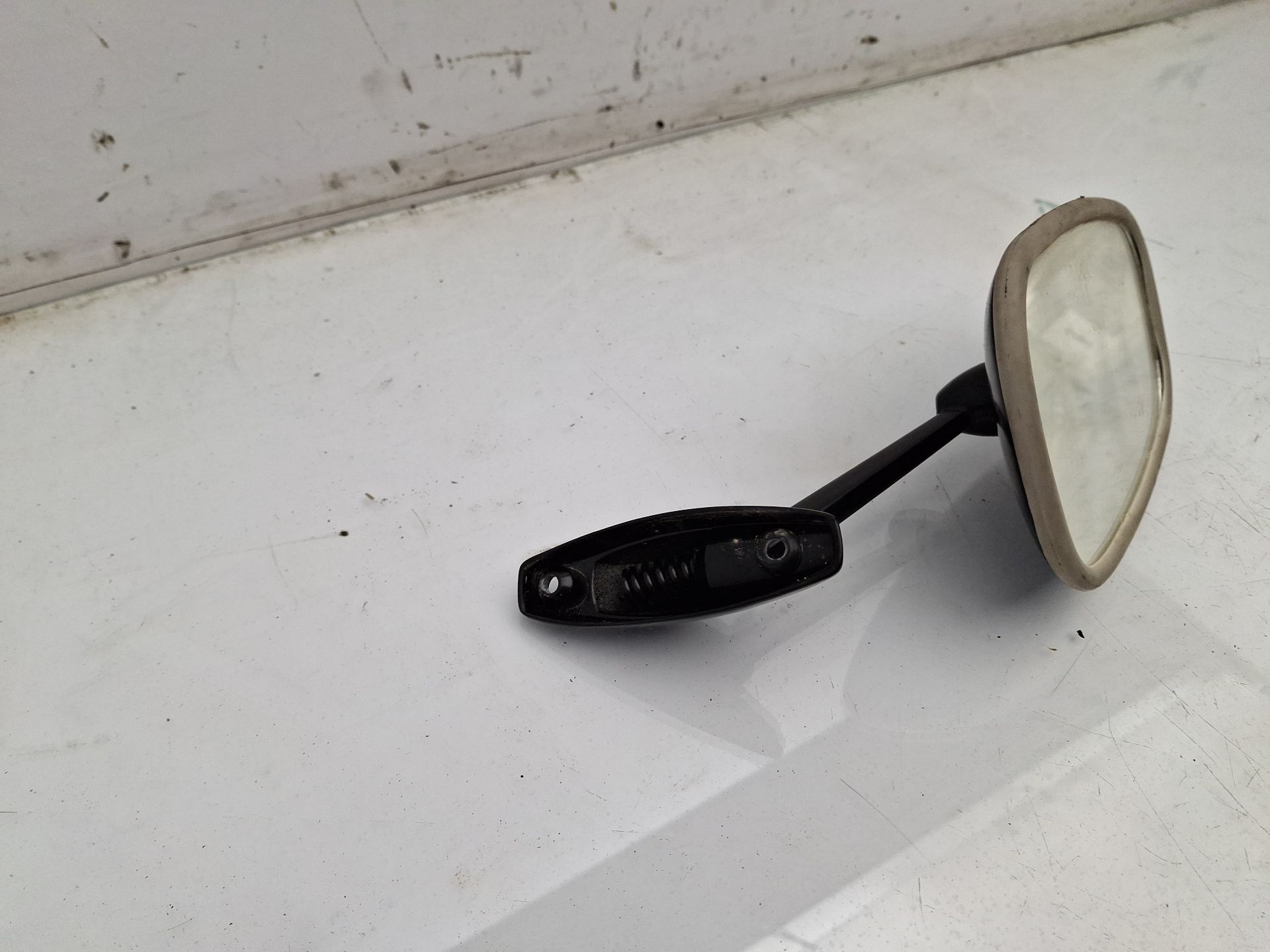 RETROVISOR DERECHO RENAULT 6 