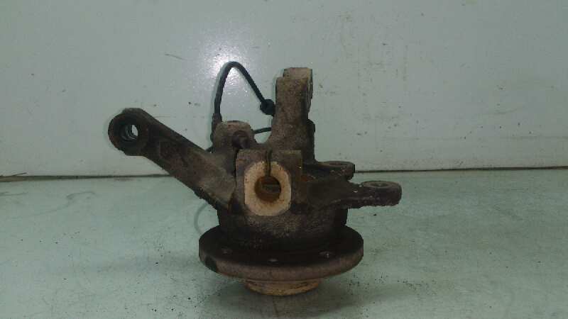 MANGUETA DELANTERA IZQUIERDA RENAULT CLIO K9K A7