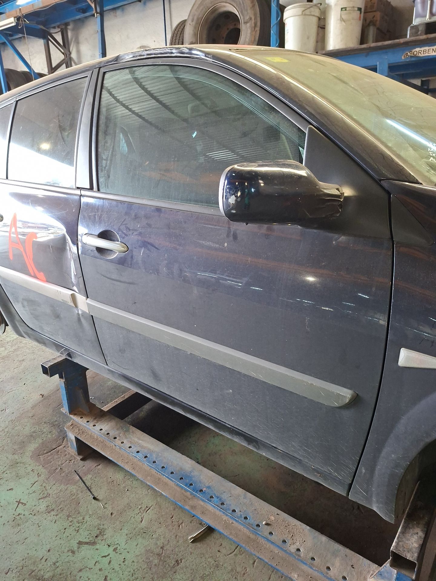 PUERTA DELANTERA DERECHA RENAULT MEGANE 