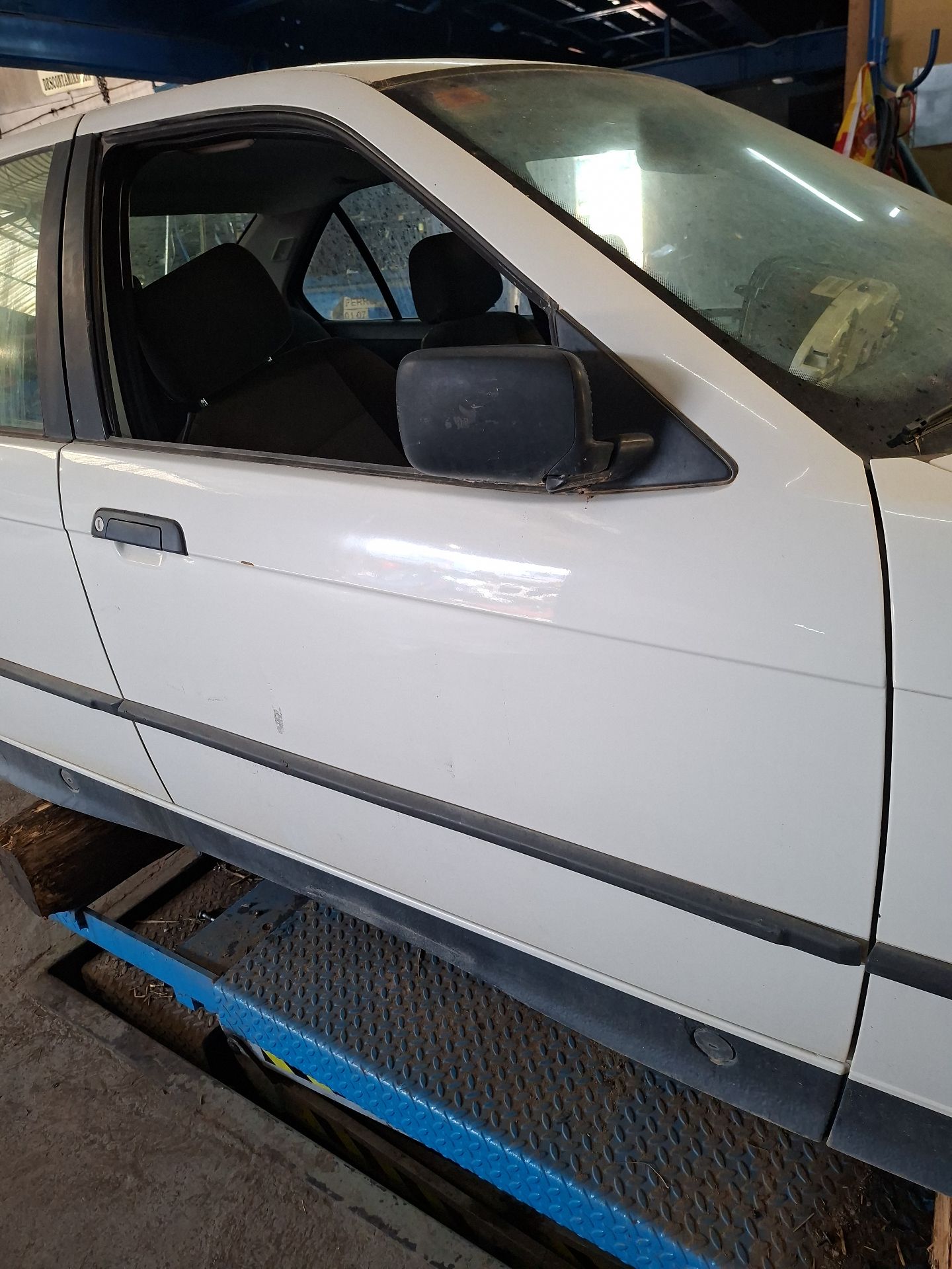 PUERTA DELANTERA DERECHA BMW 3 