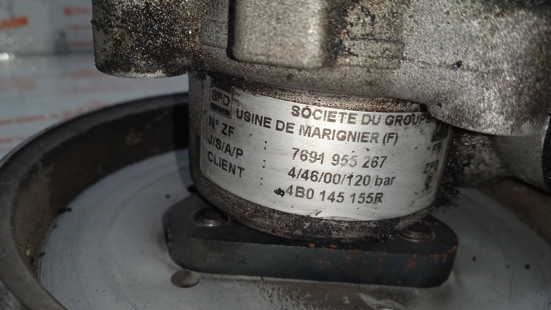 BOMBA DIRECCION AUDI A6 AKN