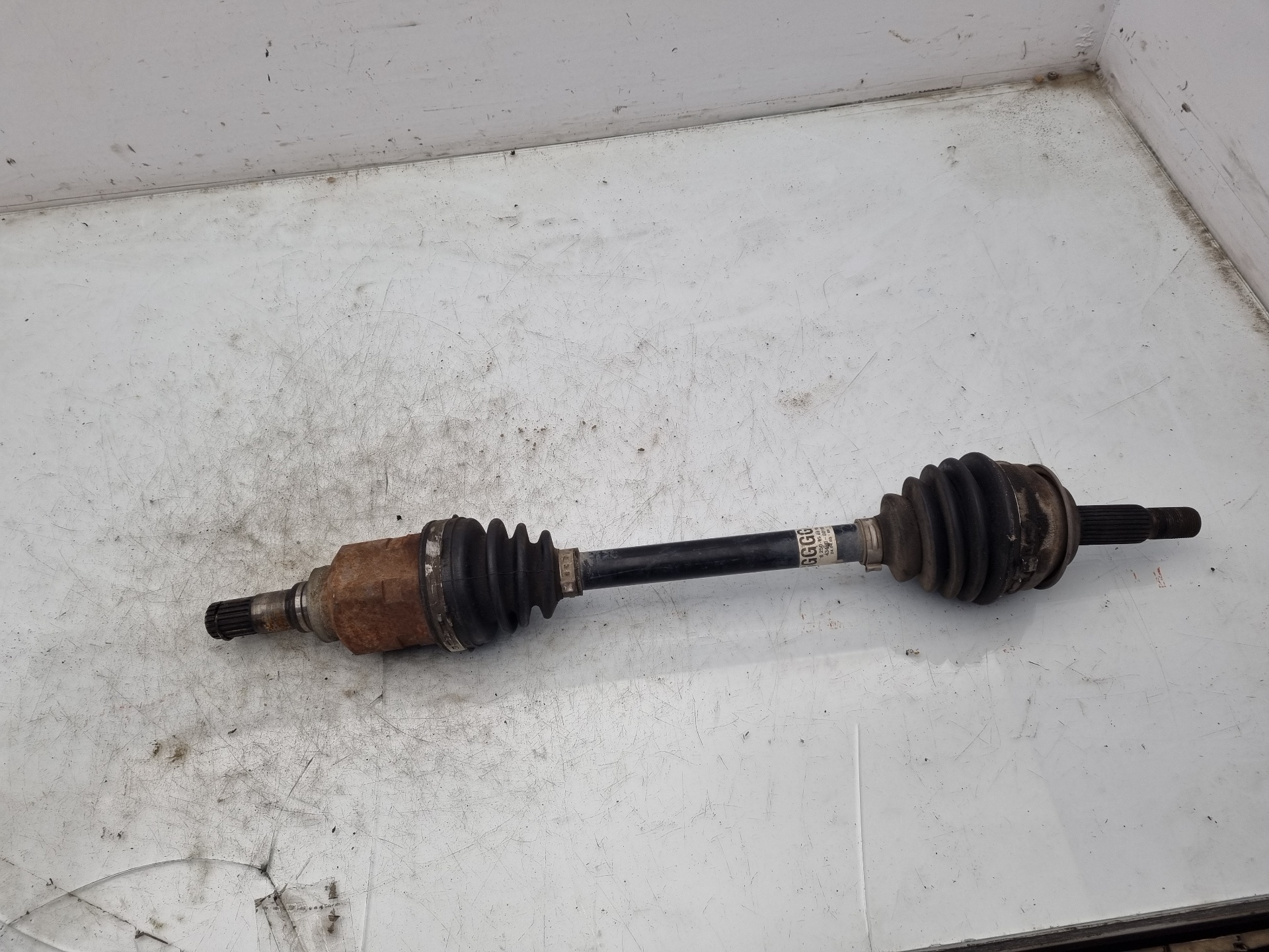 TRANSMISION DELANTERA IZQUIERDA TOYOTA YARIS D1ND