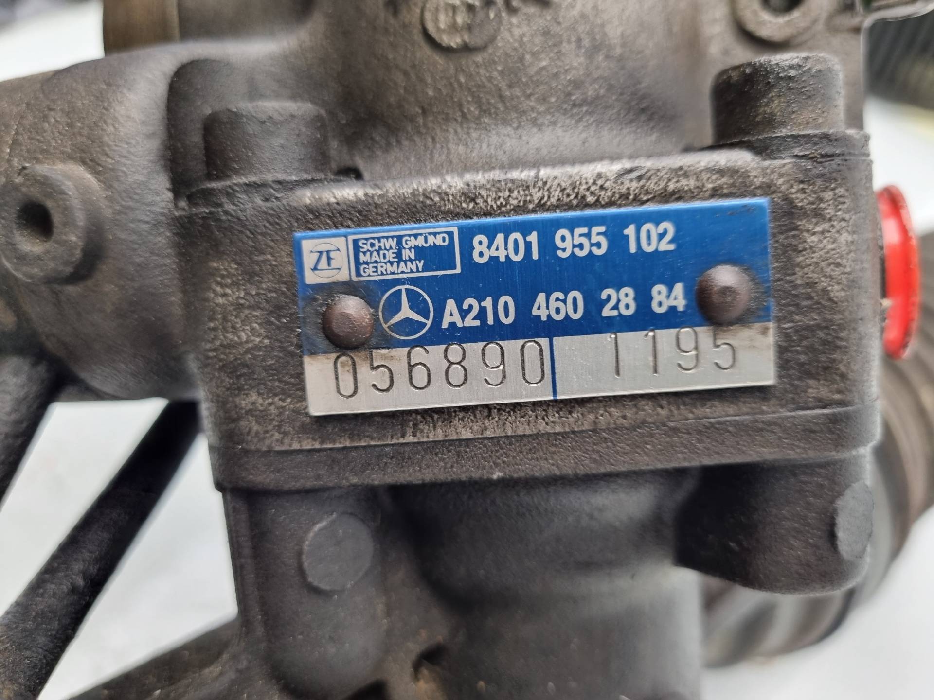 CREMALLERA DIRECCION MERCEDES-BENZ CLASE E 606