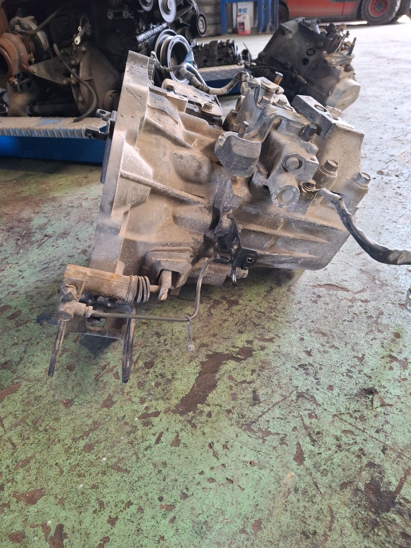 CAJA CAMBIOS HYUNDAI i30 