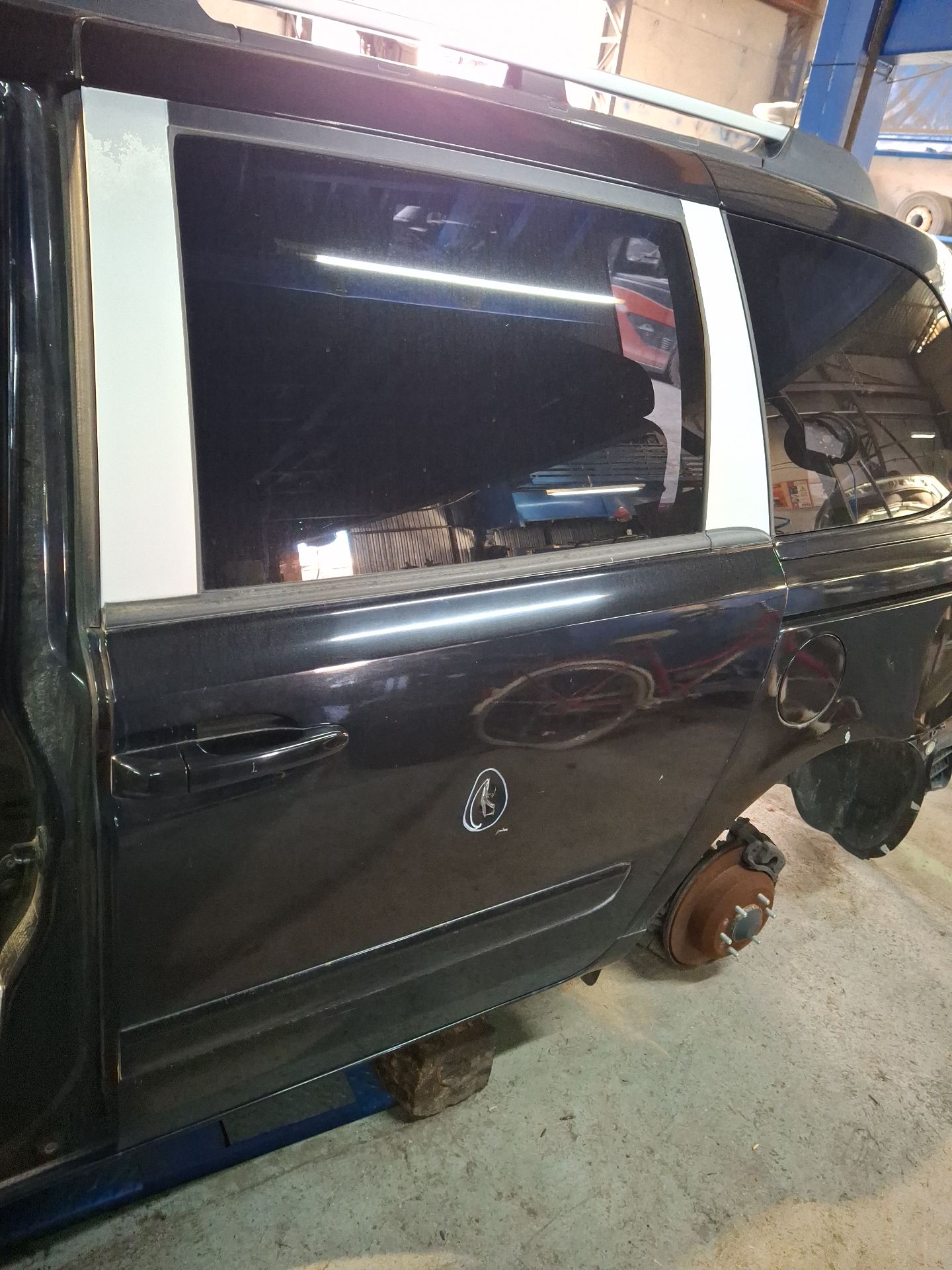 PUERTA LATERAL CORREDERA IZQUIERDA KIA CARNIVAL 