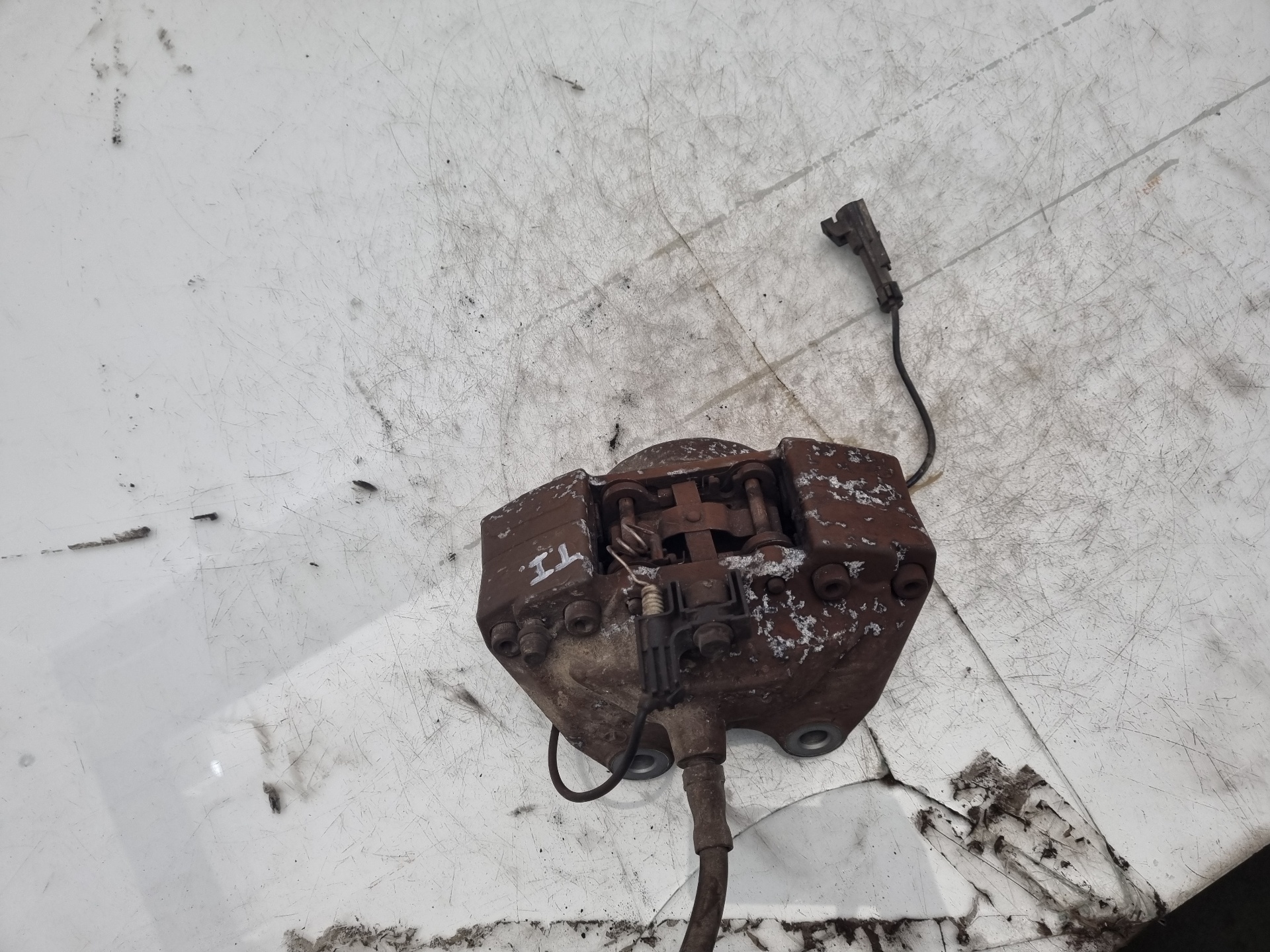 PINZA FRENO TRASERA IZQUIERDA MERCEDES-BENZ CLASE  612963