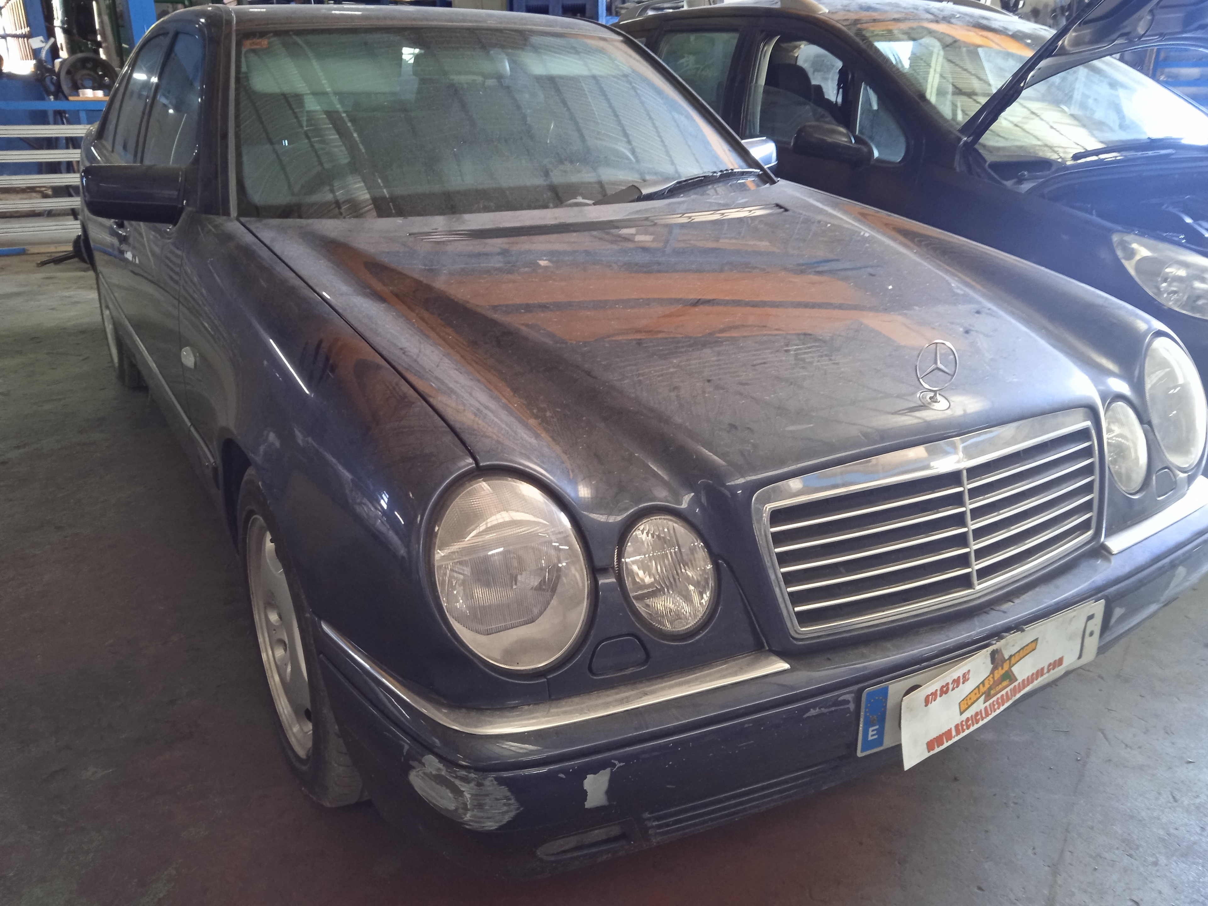 WARNING MERCEDES-BENZ CLASE E 606