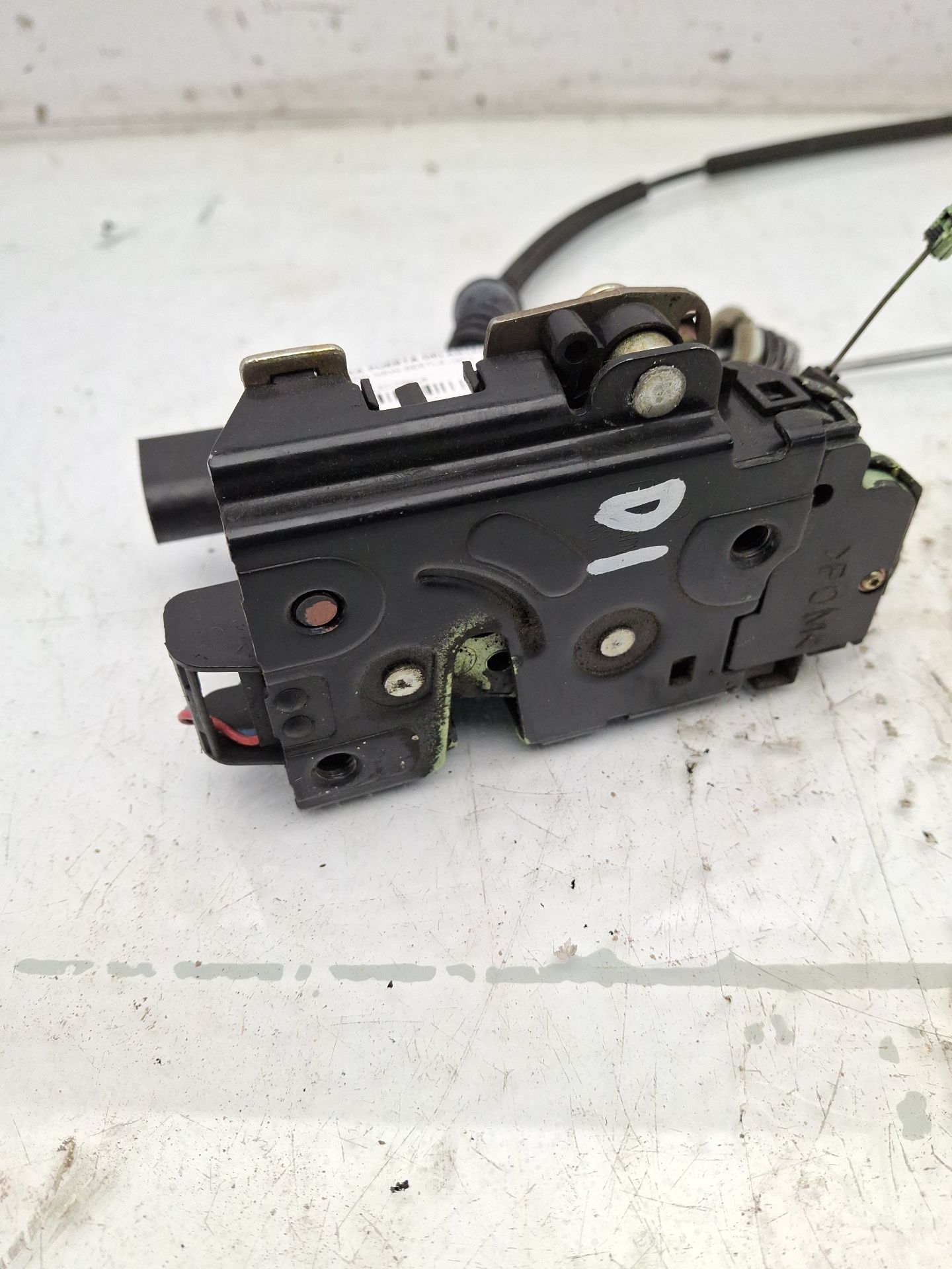 CERRADURA PUERTA DELANTERA IZQUIERDA VOLKSWAGEN NE 