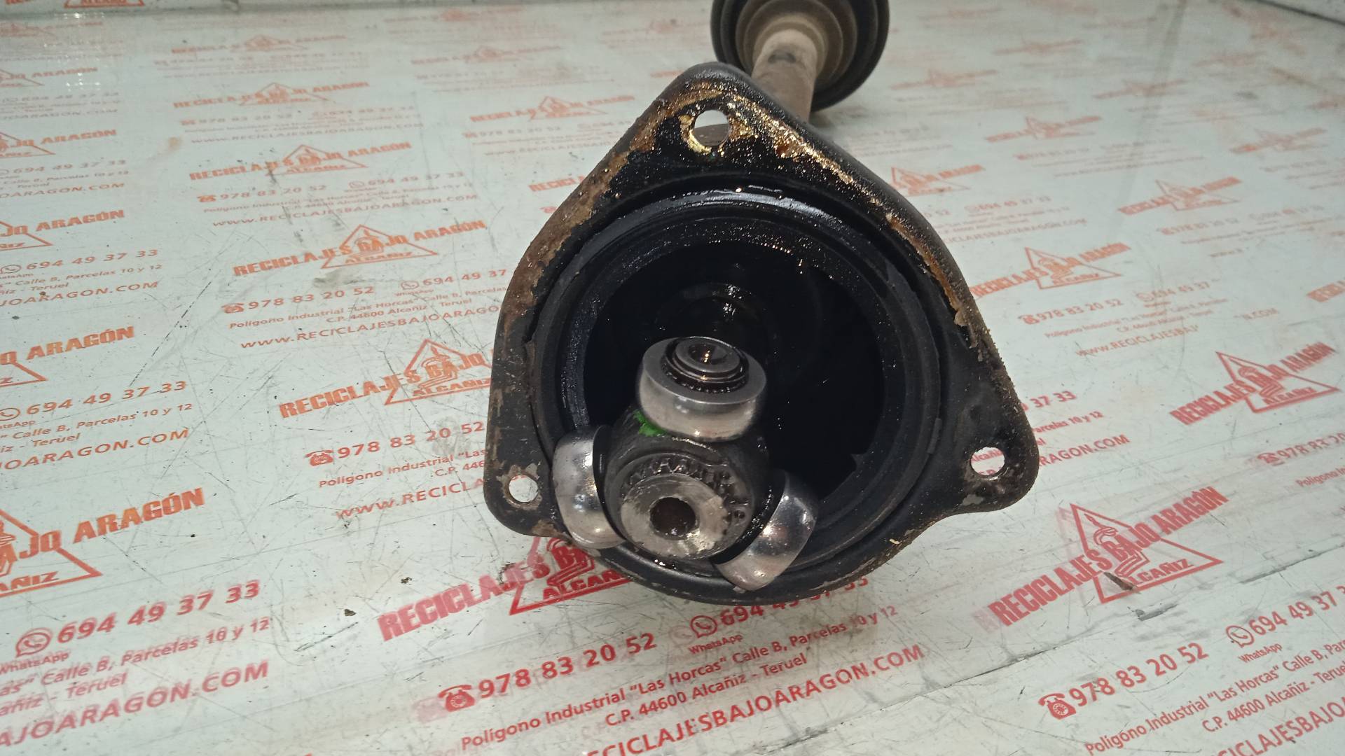 TRANSMISION DELANTERA IZQUIERDA SEAT 127 