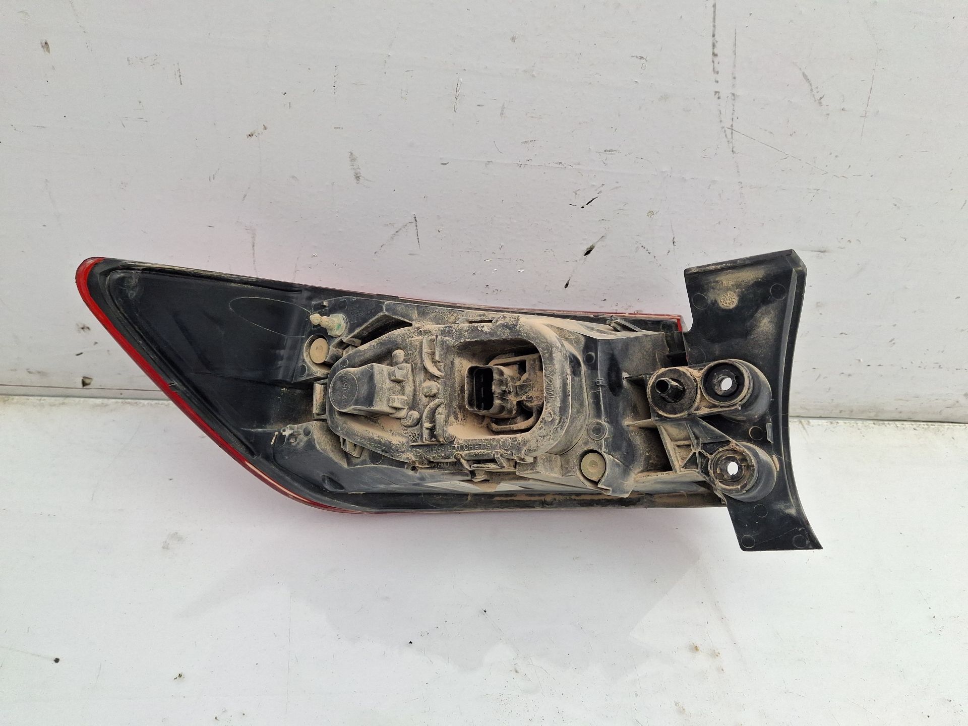 PILOTO TRASERO DERECHO RENAULT CLIO 