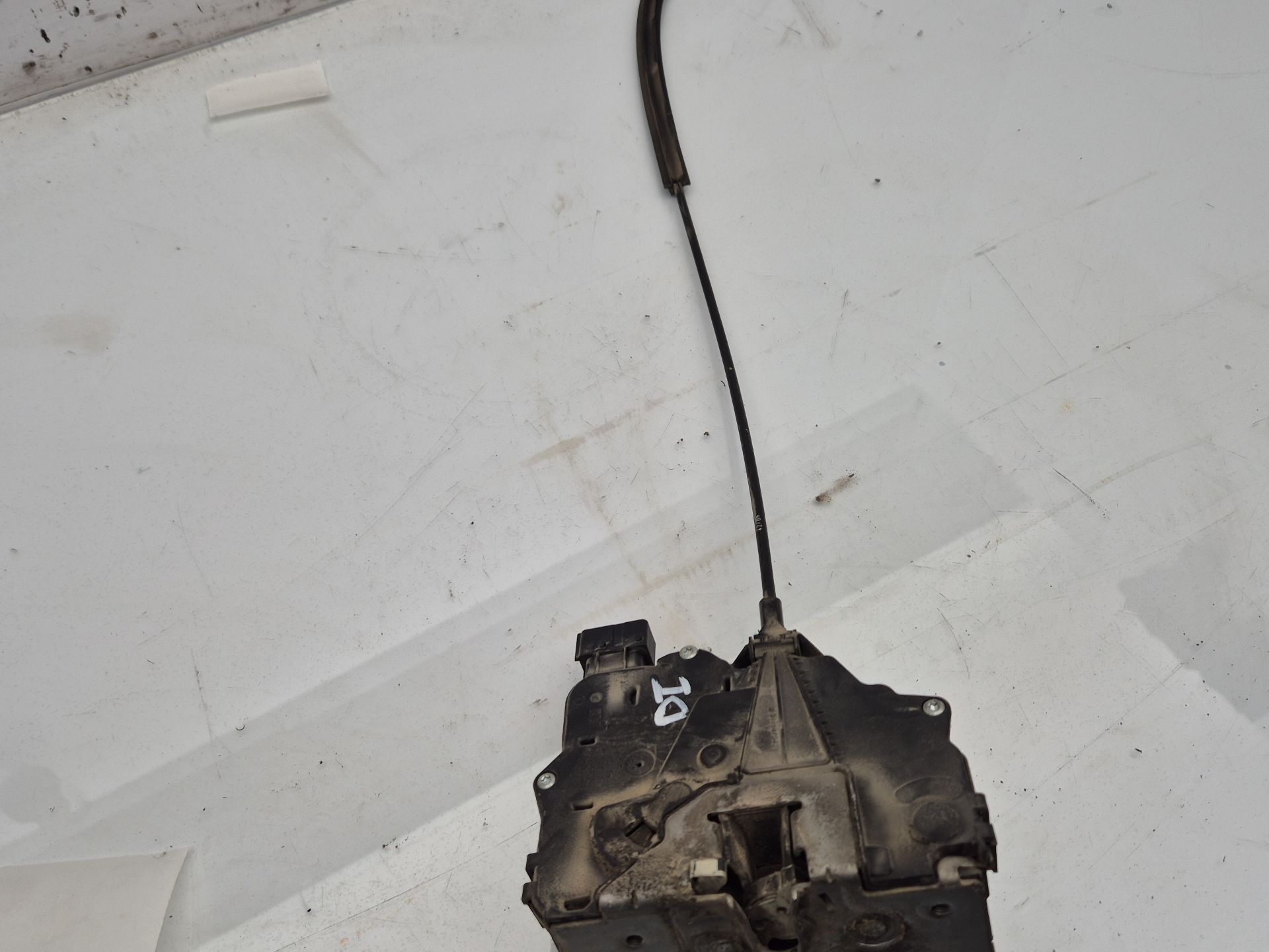 CERRADURA PUERTA DELANTERA IZQUIERDA OPEL CORSA 