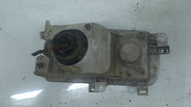 FARO IZQUIERDO NISSAN SERENA LD20 II.B