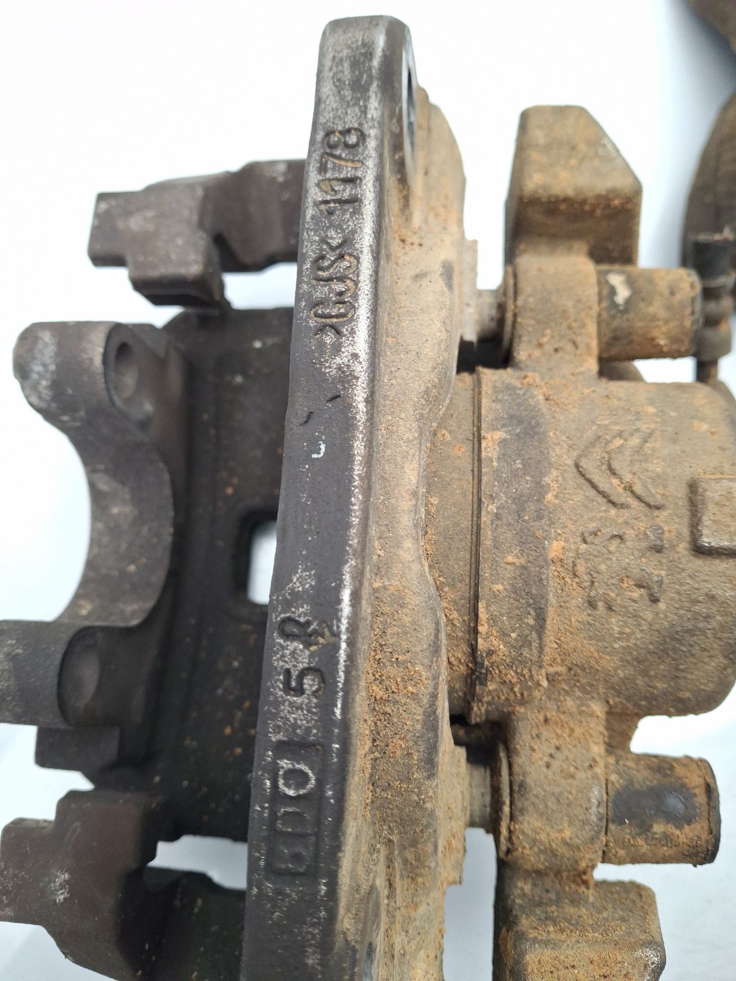 PINZA FRENO DELANTERA IZQUIERDA PEUGEOT RIFTER 