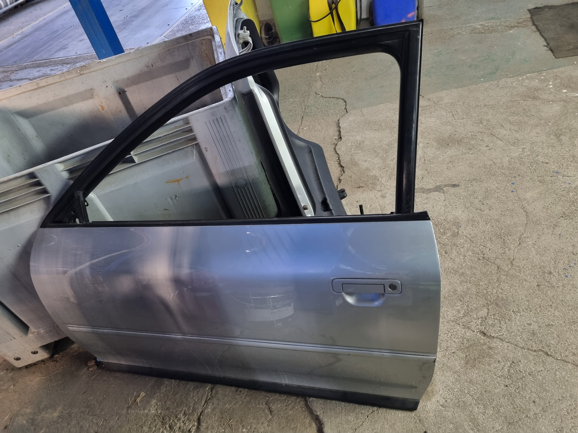 PUERTA DELANTERA IZQUIERDA AUDI A3 AGN