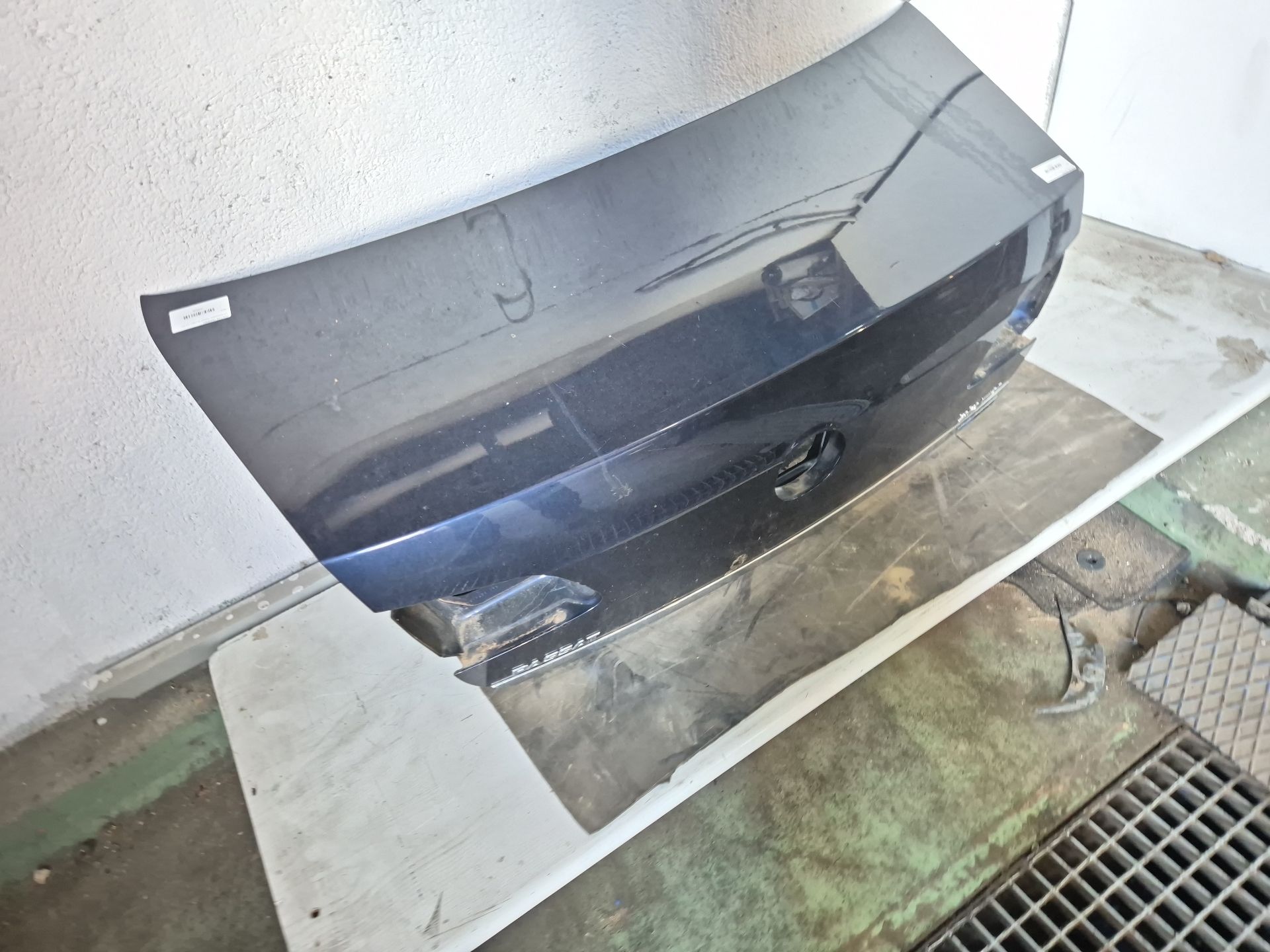 PORTON TRASERO VOLKSWAGEN PASSAT 