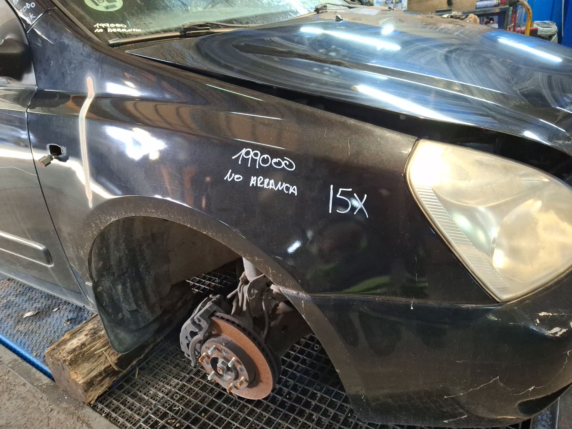 ALETA DELANTERA DERECHA KIA CARNIVAL 