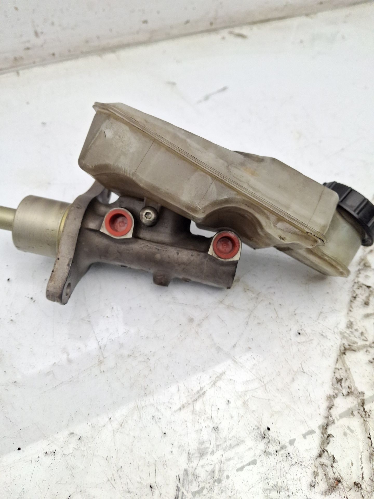 BOMBA FRENO FORD FOCUS 