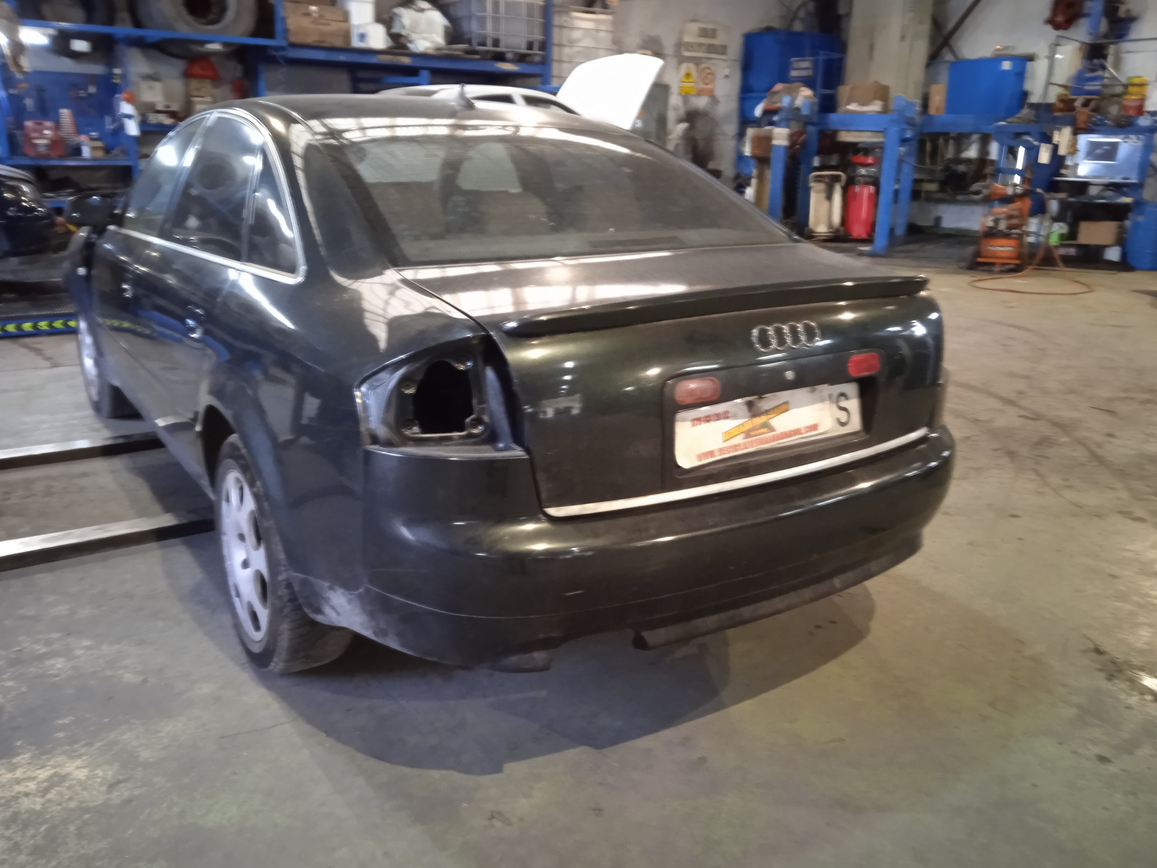 ALETA DELANTERA DERECHA AUDI A6 AVF