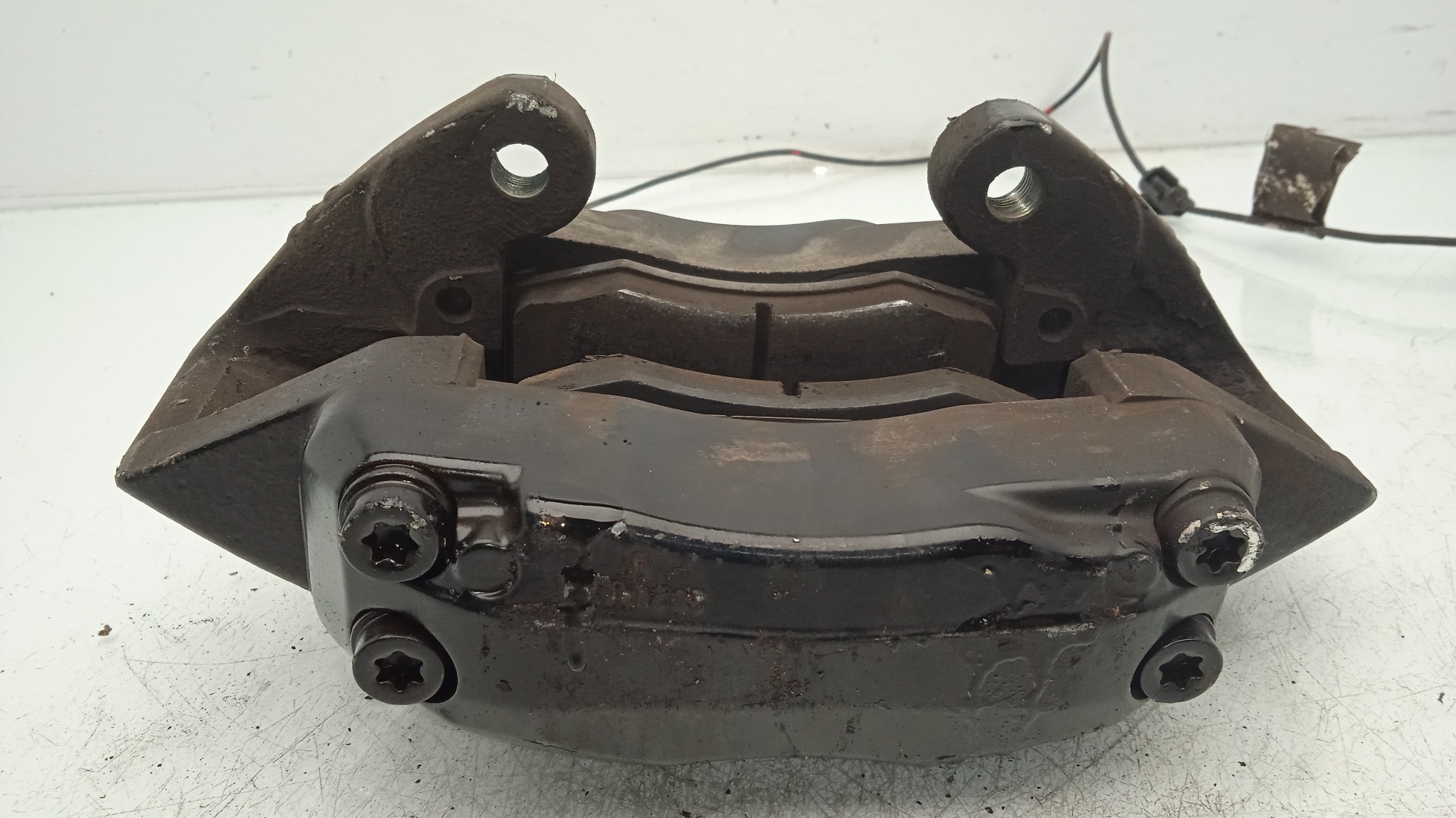 PINZA FRENO DELANTERA IZQUIERDA MERCEDES-BENZ CLAS 628963