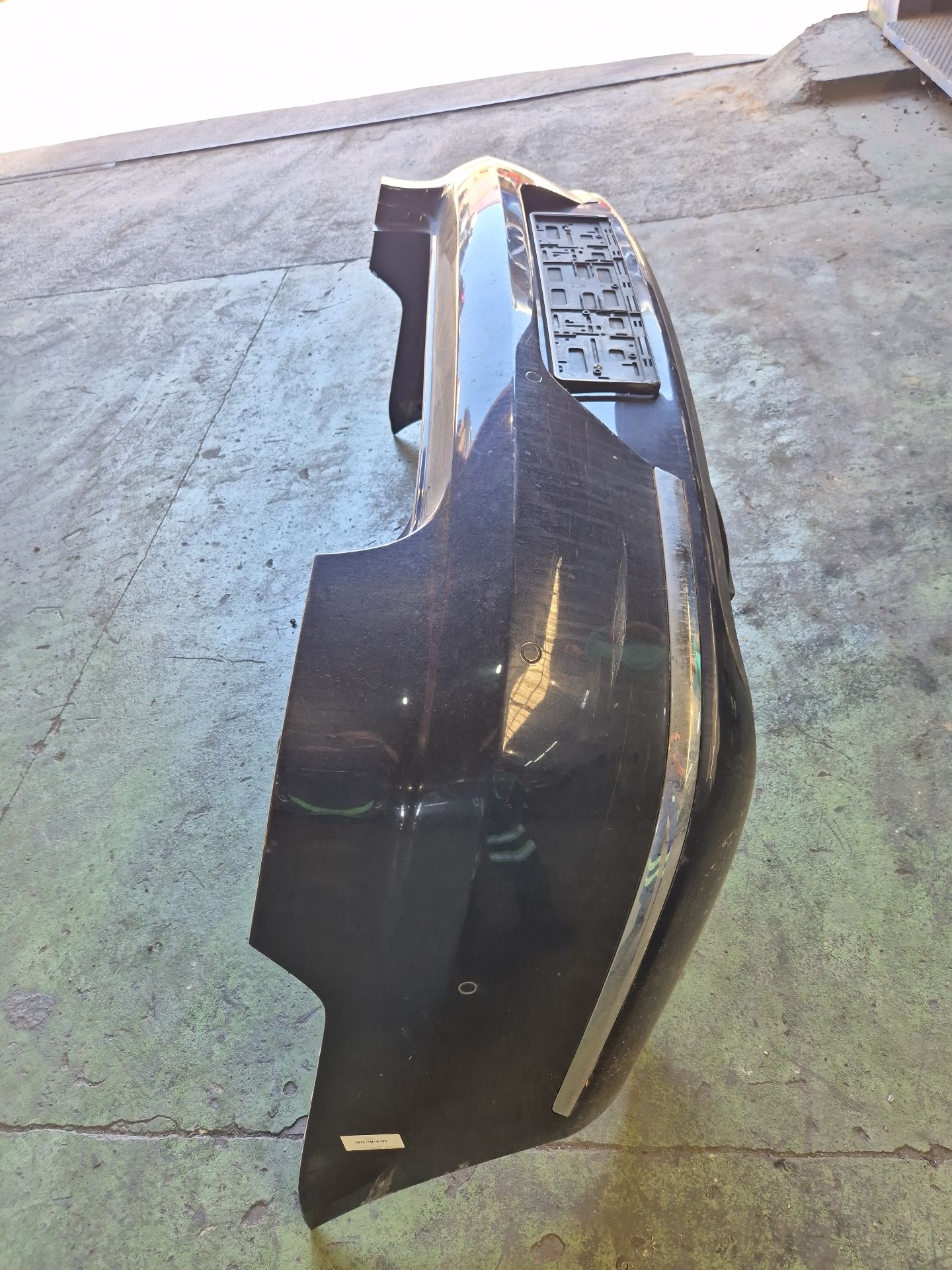 PARAGOLPES TRASERO VOLKSWAGEN PASSAT 