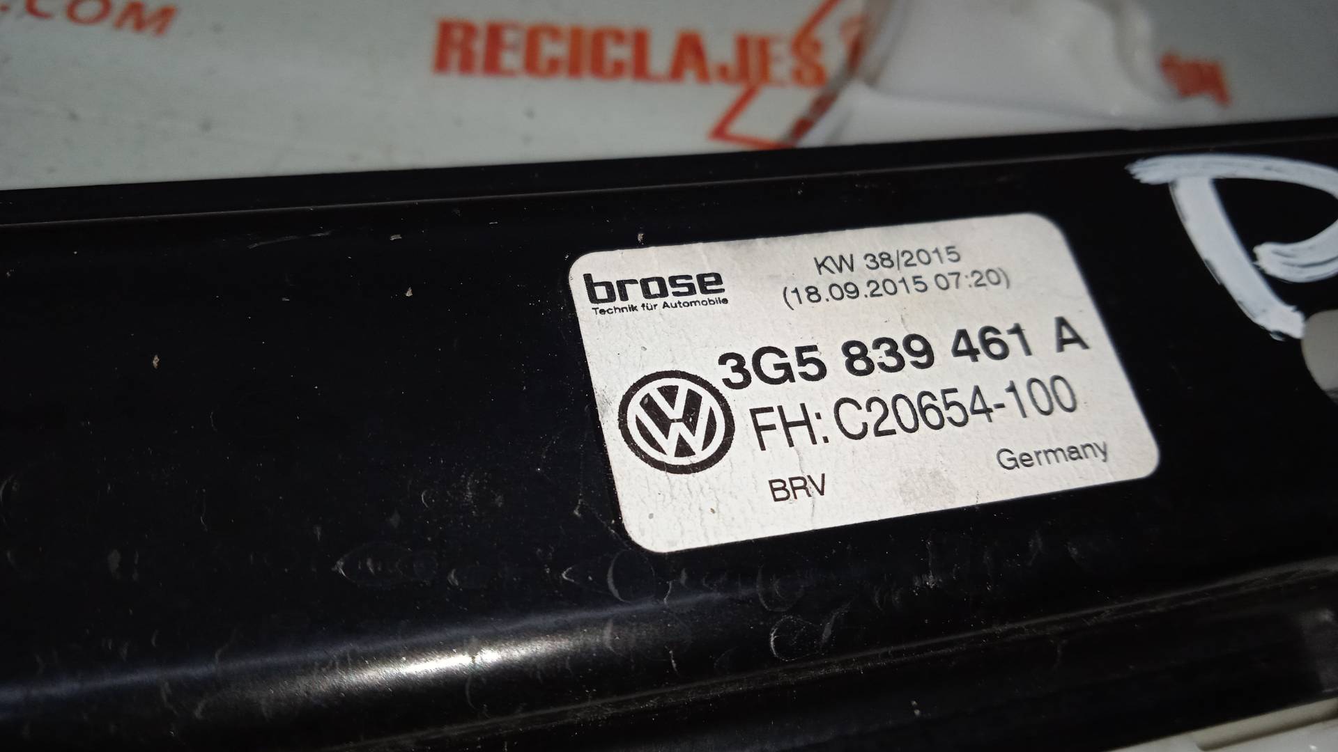 ELEVALUNAS TRASERO IZQUIERDO VOLKSWAGEN PASSAT DCZ