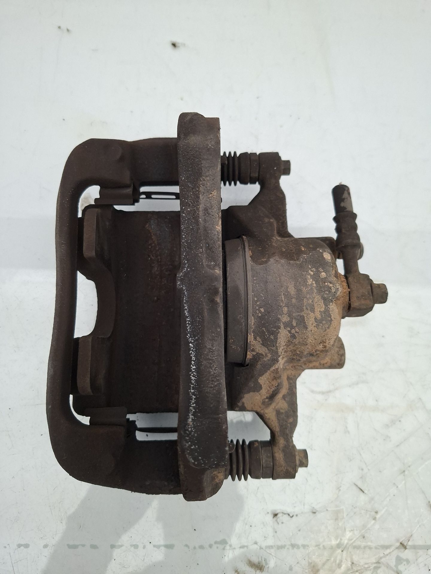 PINZA FRENO DELANTERA IZQUIERDA CHEVROLET ORLANDO 
