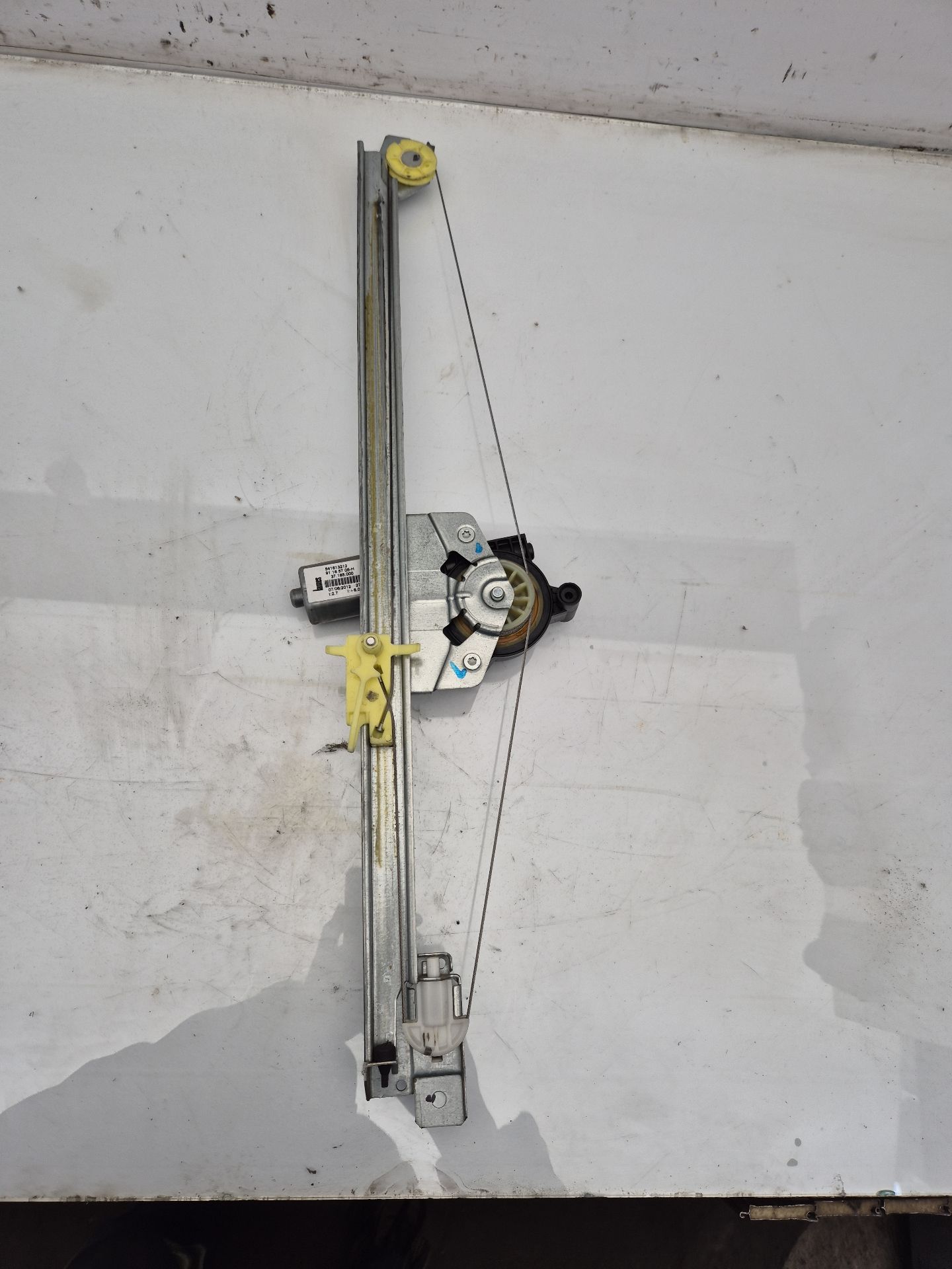 ELEVALUNAS DELANTERO DERECHO RENAULT TRAFIC 