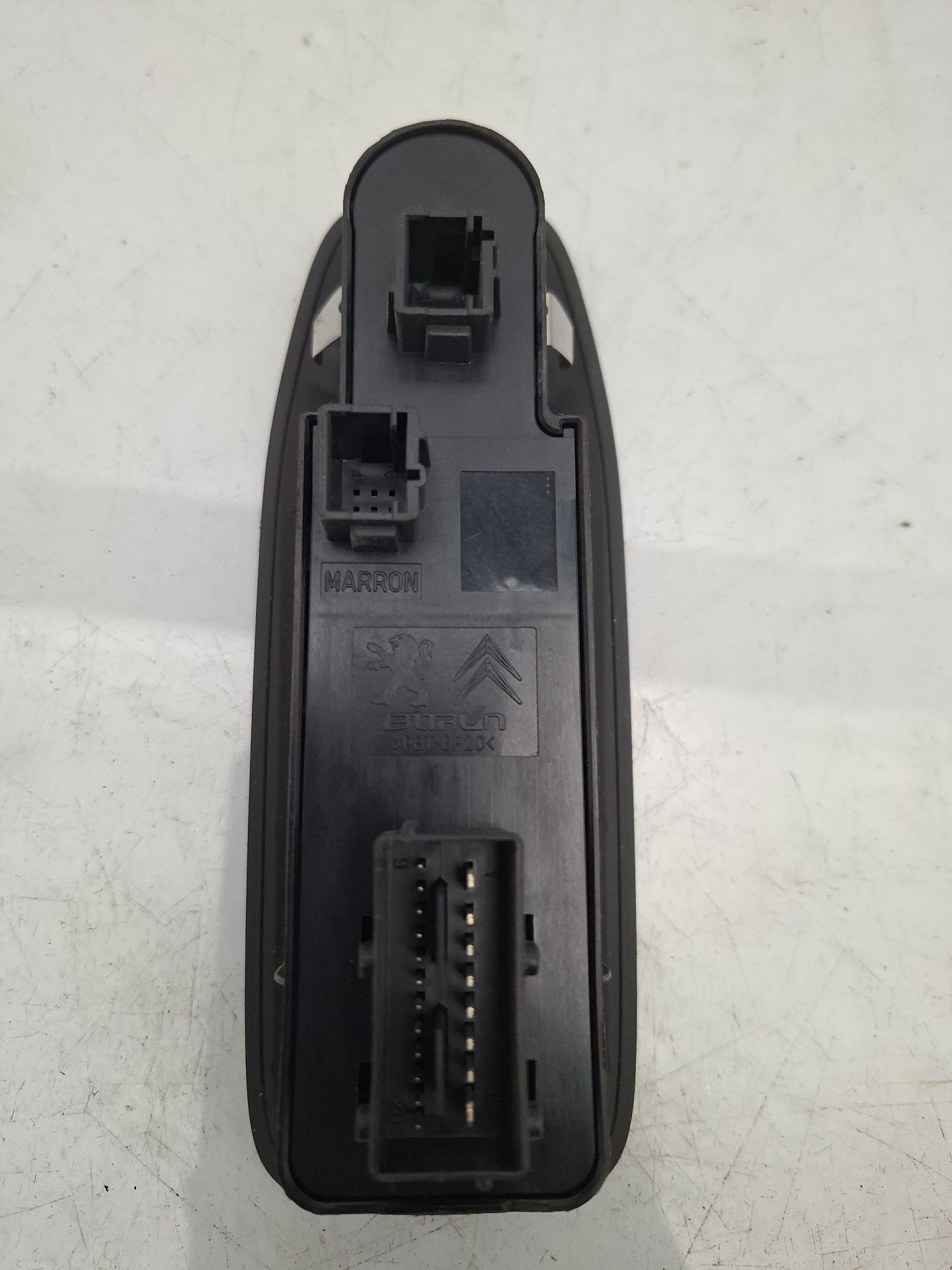 MANDO ELEVALUNAS DELANTERO IZQUIERDO PEUGEOT 2008 