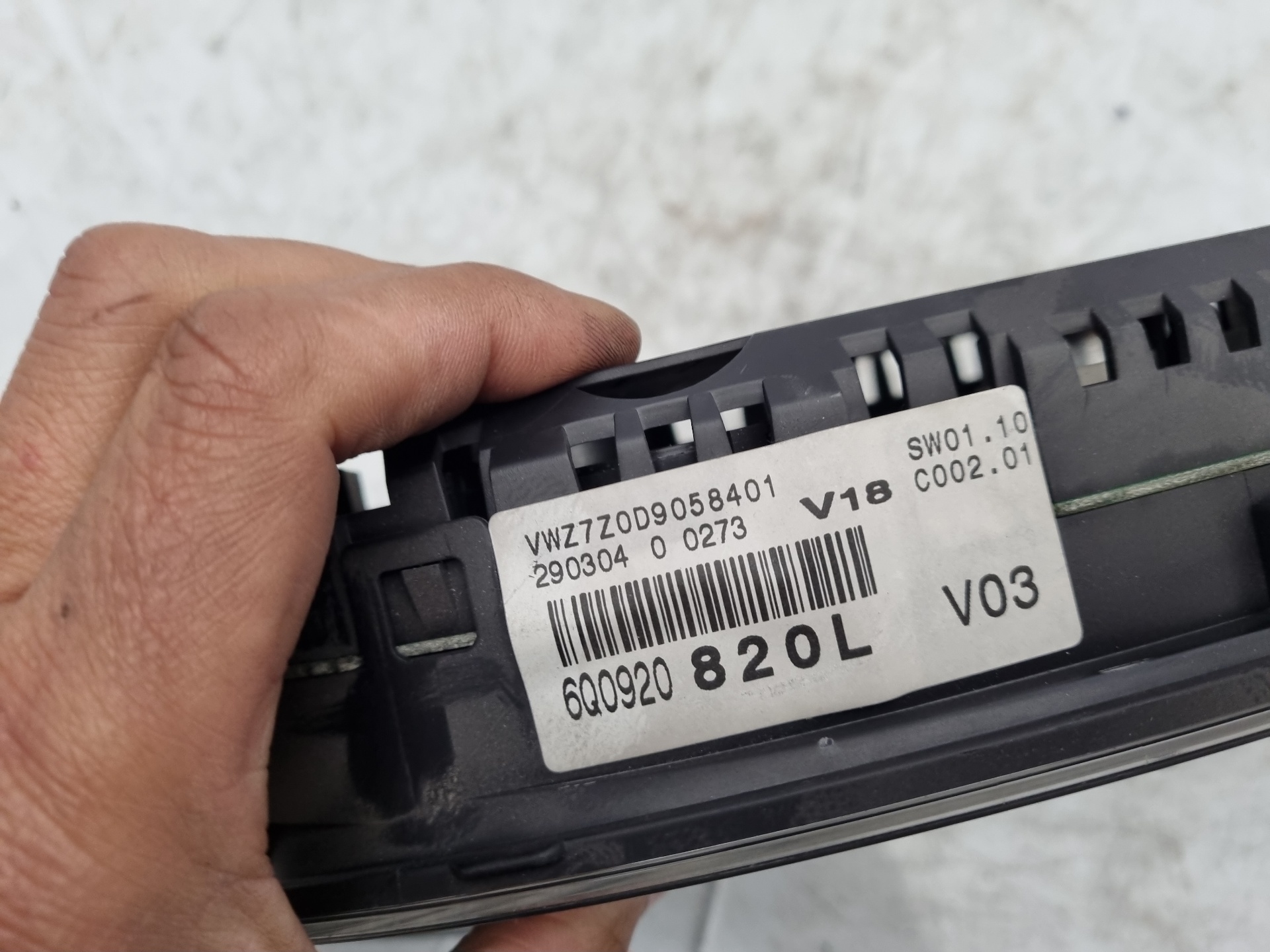 CUADRO INSTRUMENTOS VOLKSWAGEN POLO AMF