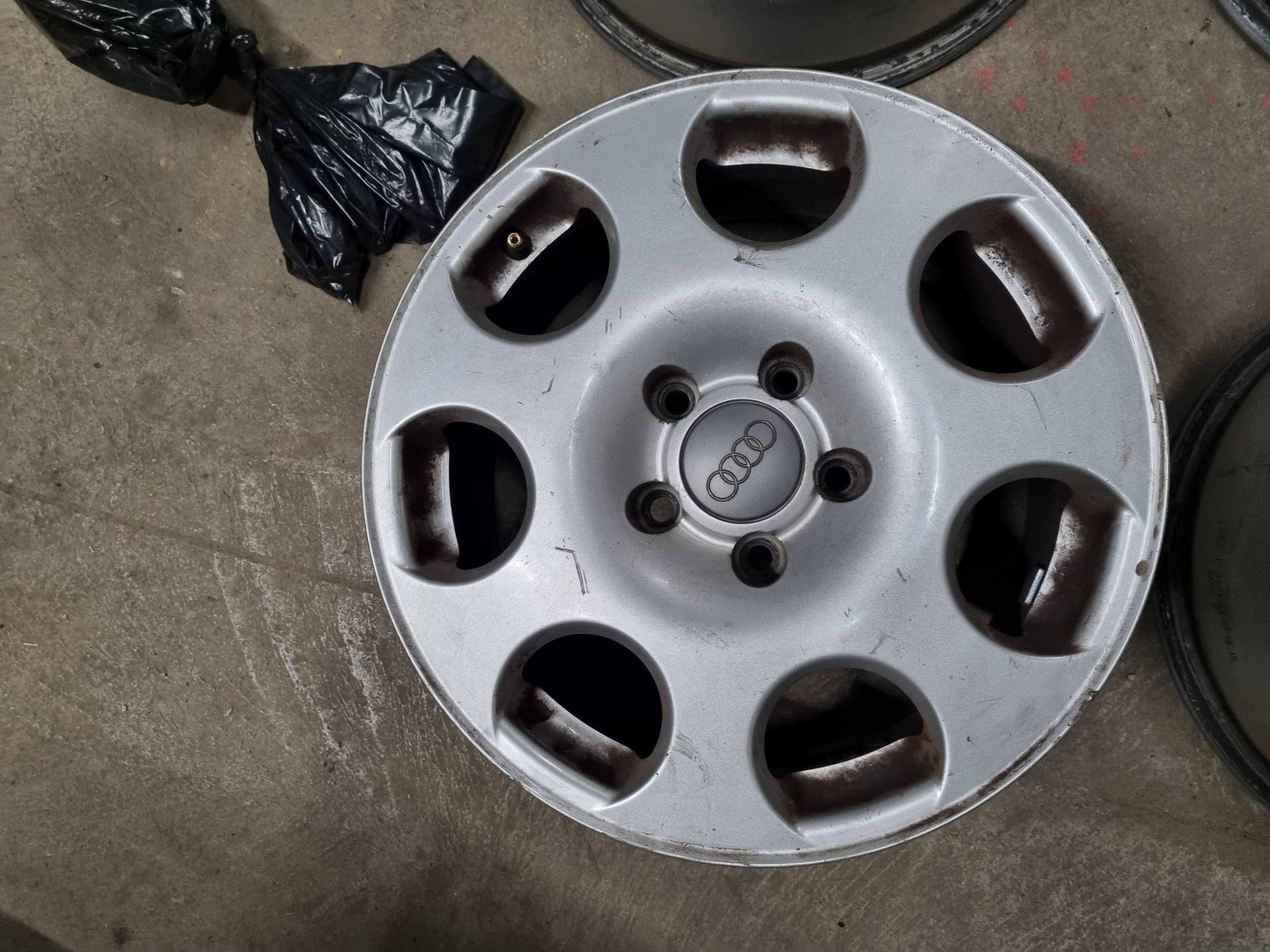 JUEGO LLANTAS AUDI A4 AVF