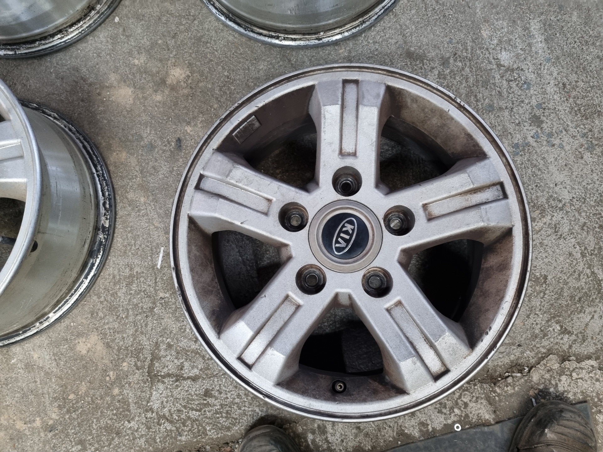 JUEGO LLANTAS KIA SORENTO G4JS