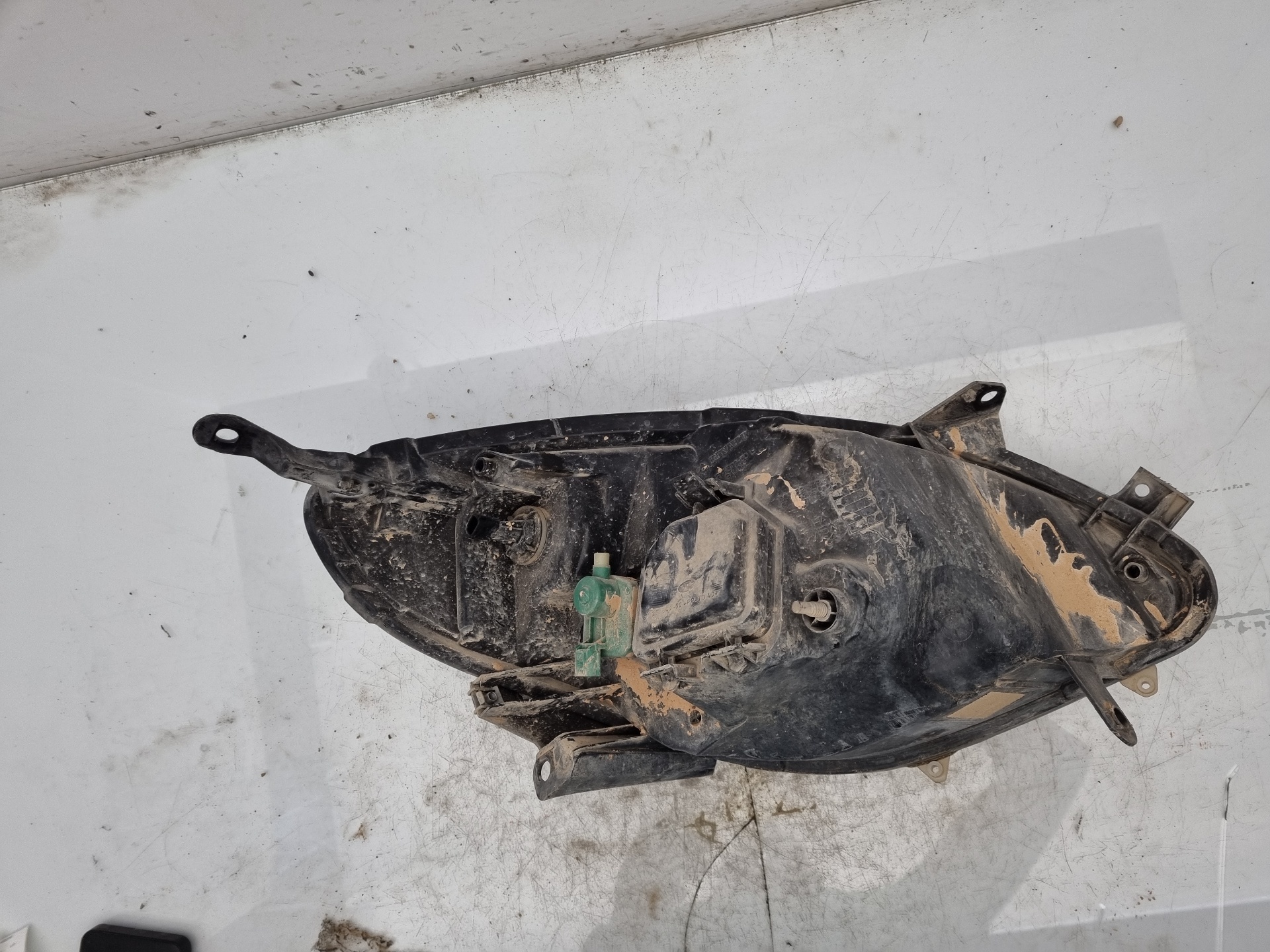 FARO IZQUIERDO RENAULT TWINGO 