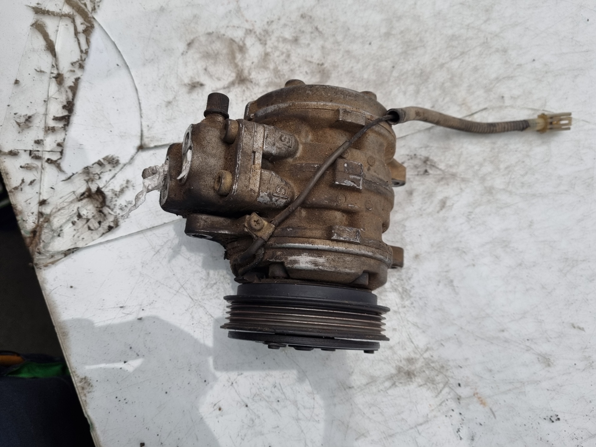 COMPRESOR AIRE ACONDICIONADO SUZUKI VITARA G16A