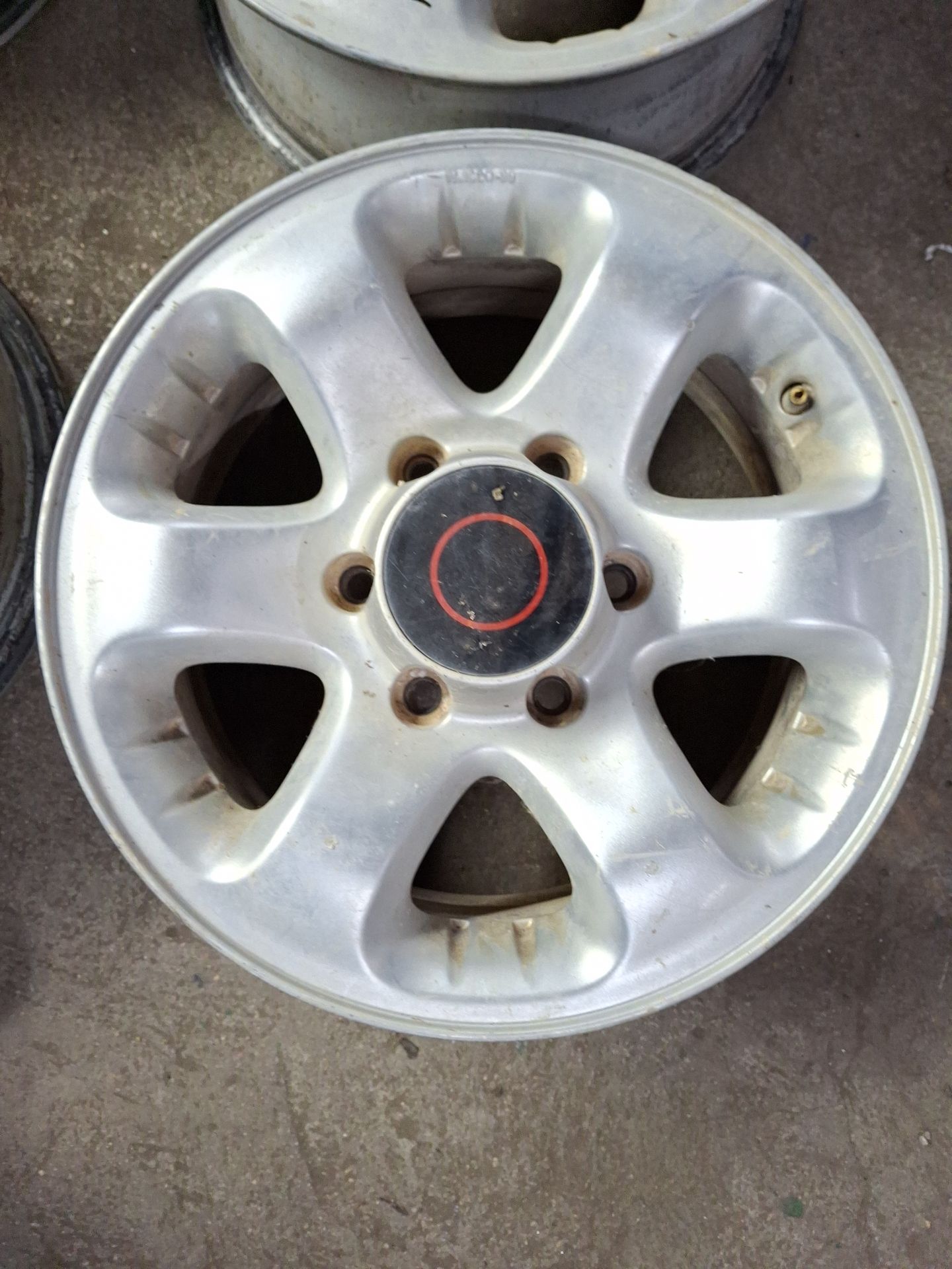 JUEGO LLANTAS OPEL MONTEREY 