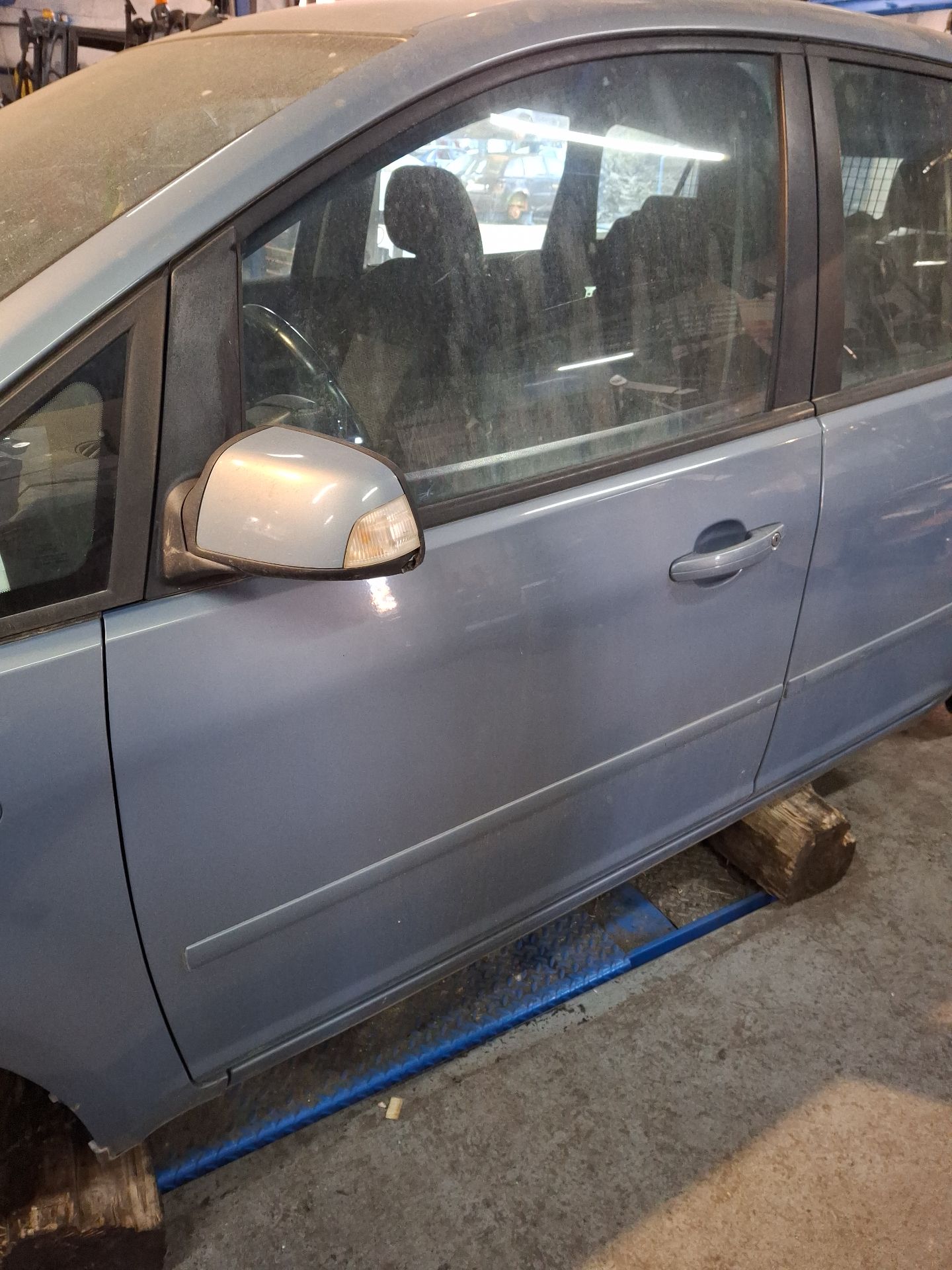 PUERTA DELANTERA IZQUIERDA FORD C-MAX 