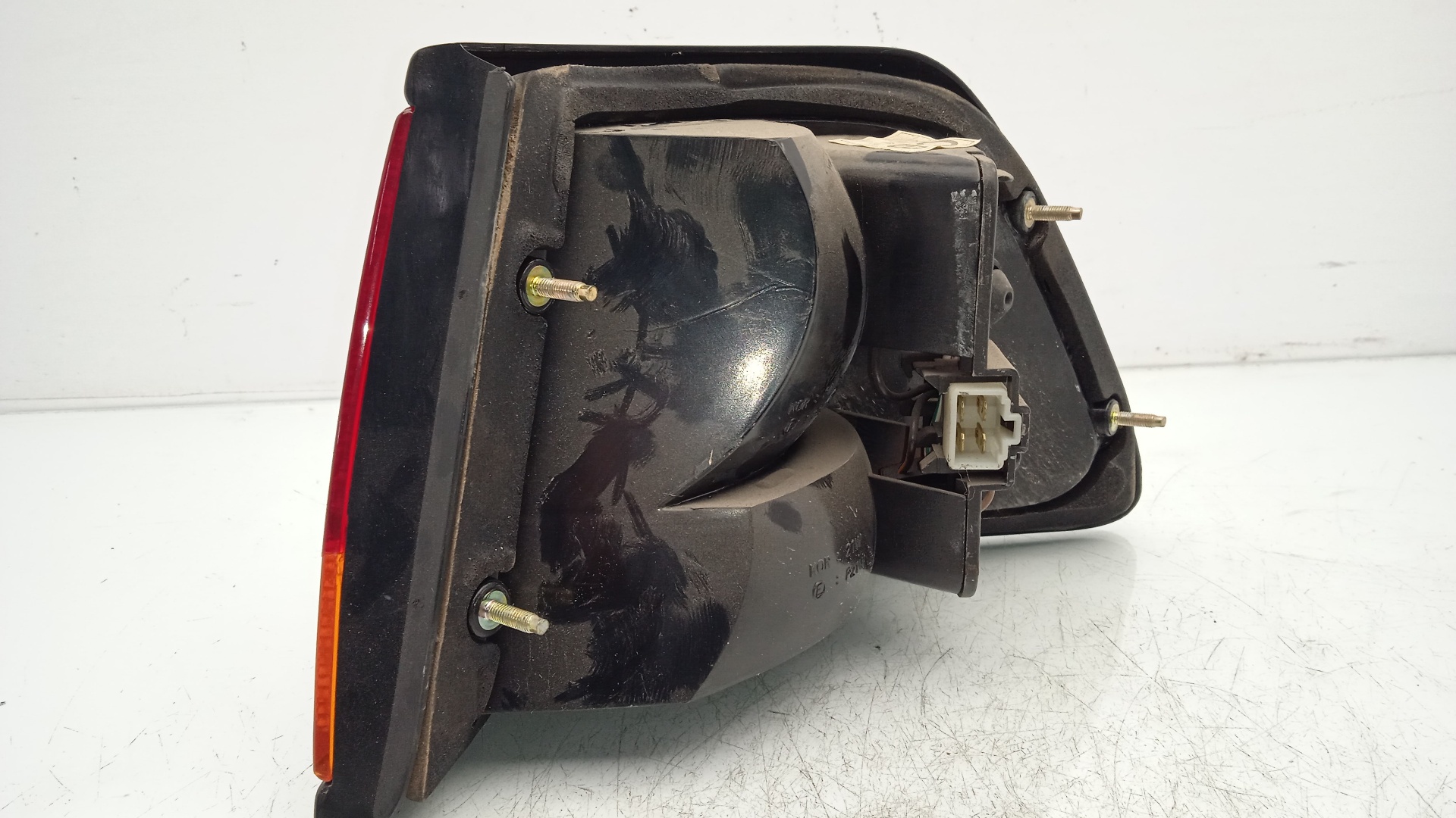 PILOTO TRASERO IZQUIERDO DAEWOO ARANOS C20LE