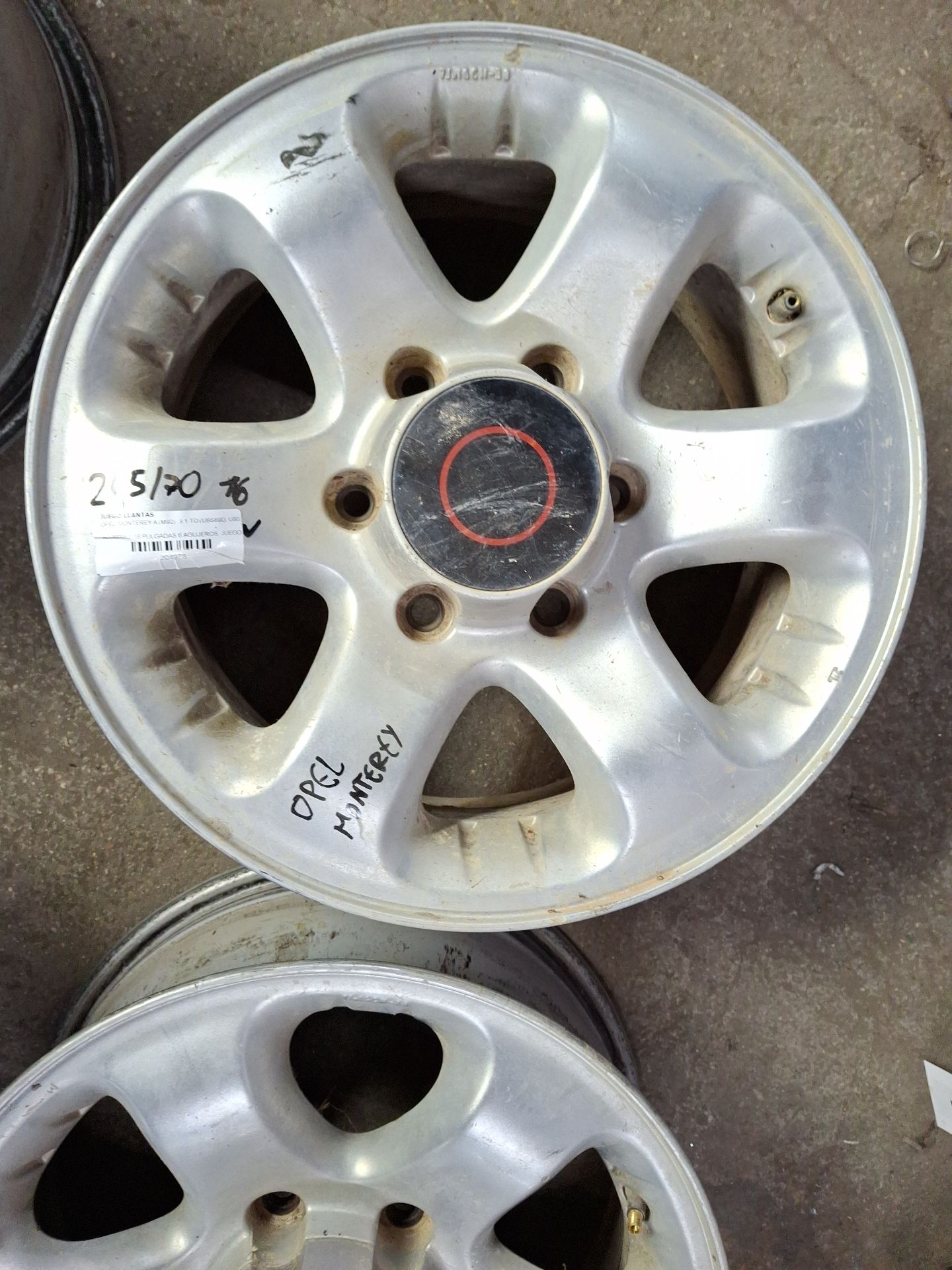 JUEGO LLANTAS OPEL MONTEREY 
