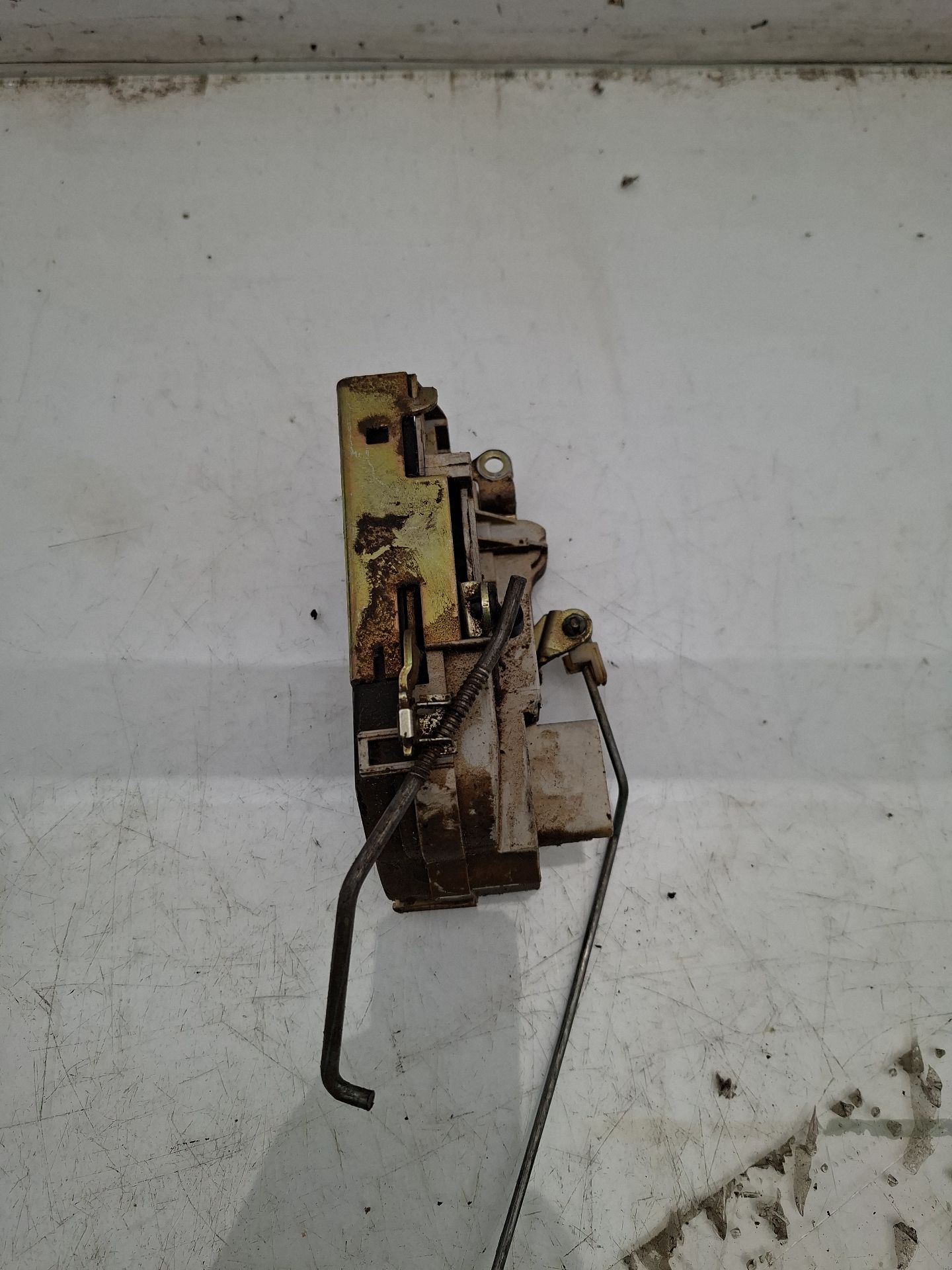 CERRADURA PUERTA DELANTERA IZQUIERDA CITROEN BERLI 