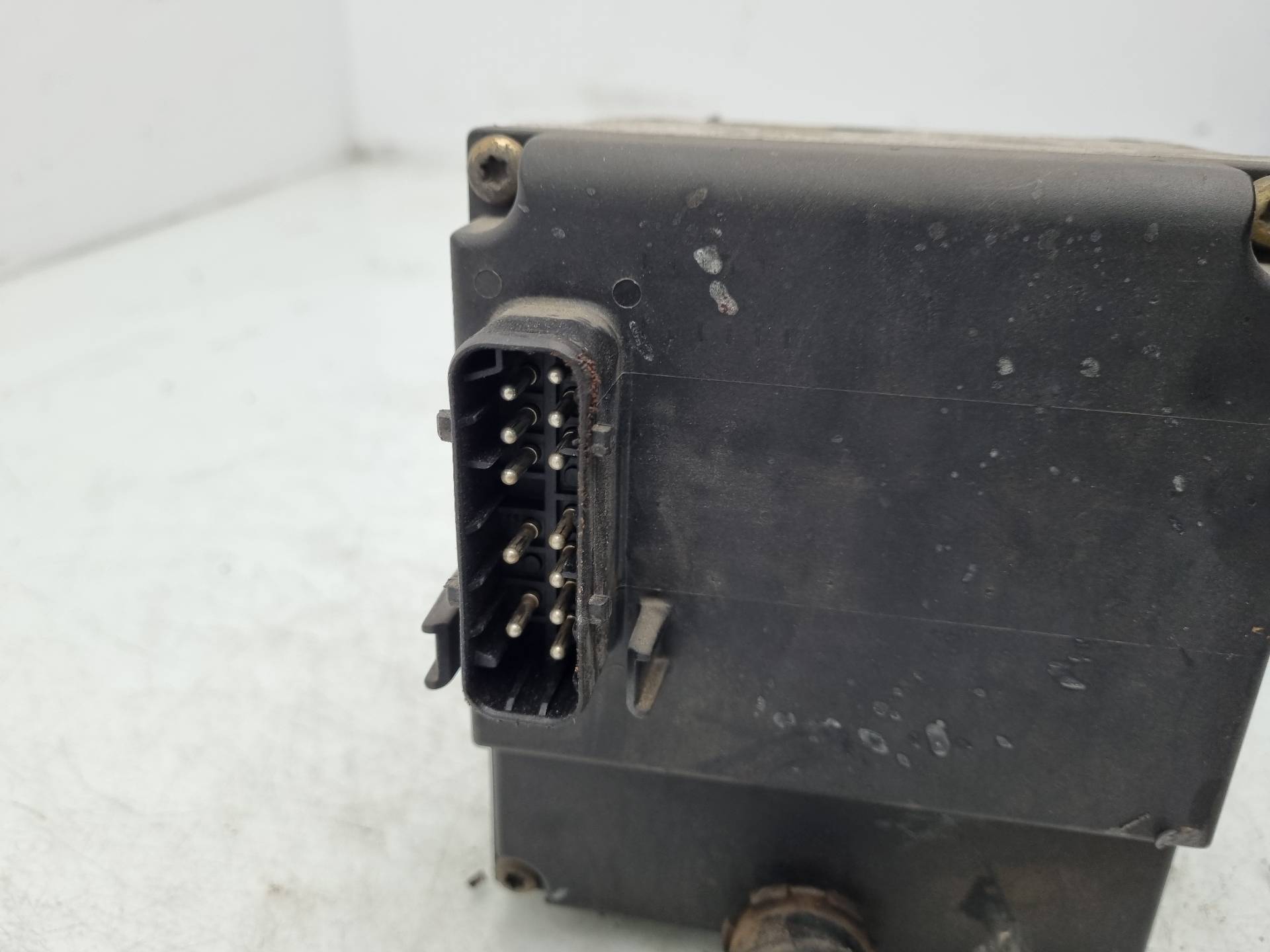 ABS MERCEDES-BENZ CLASE E 606