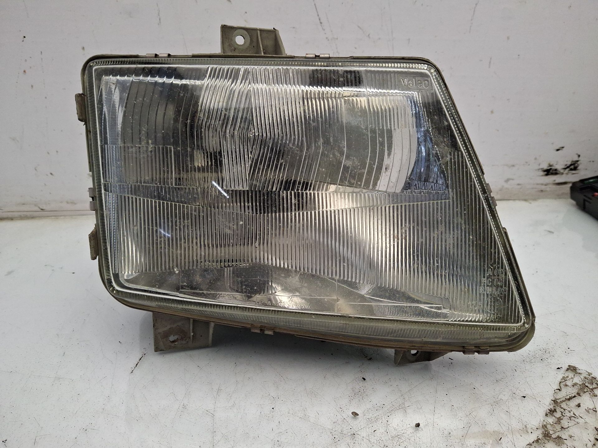 FARO DERECHO MERCEDES-BENZ VITO 
