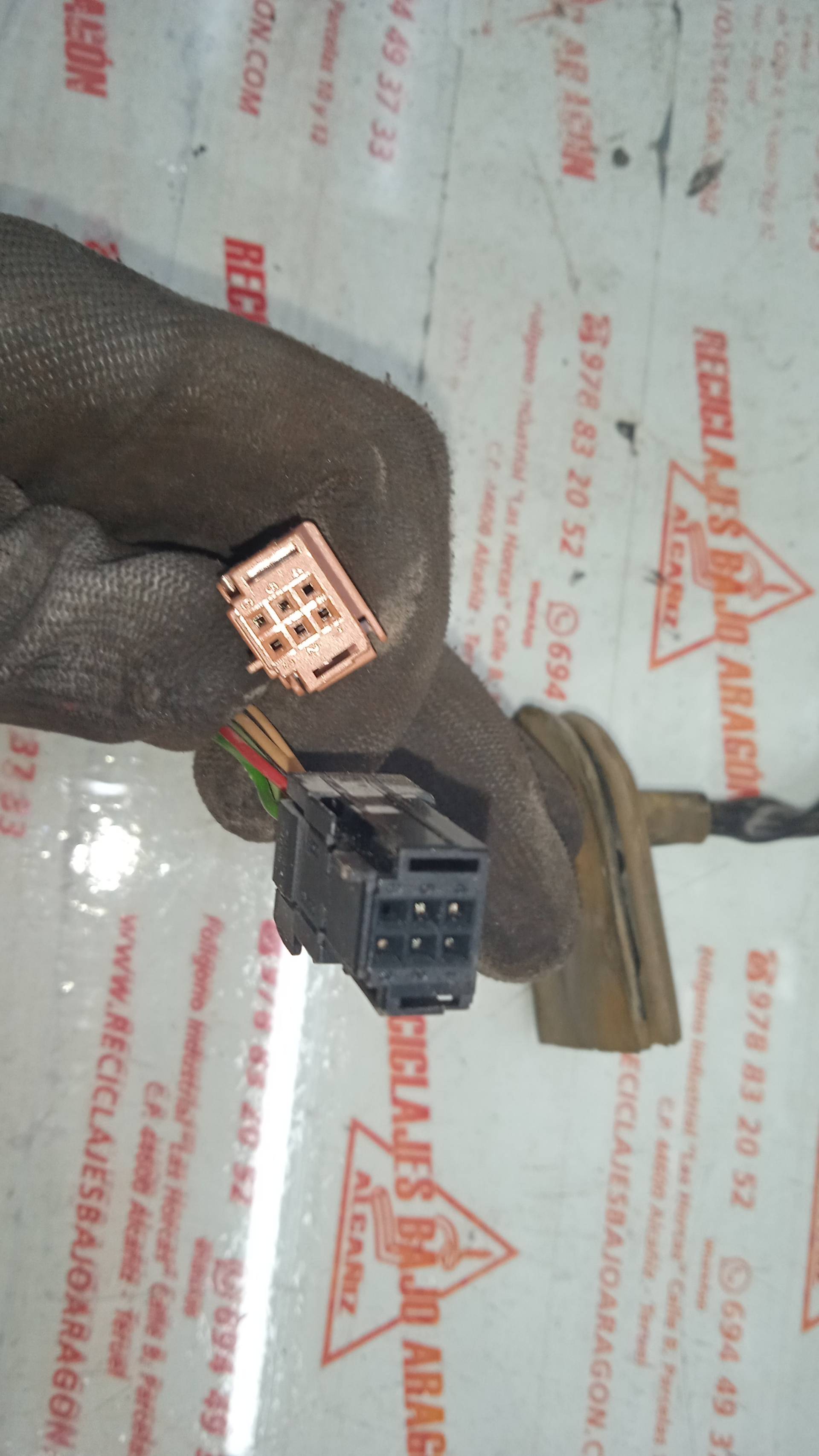 RETROVISOR DERECHO CITROEN C3 8HZ