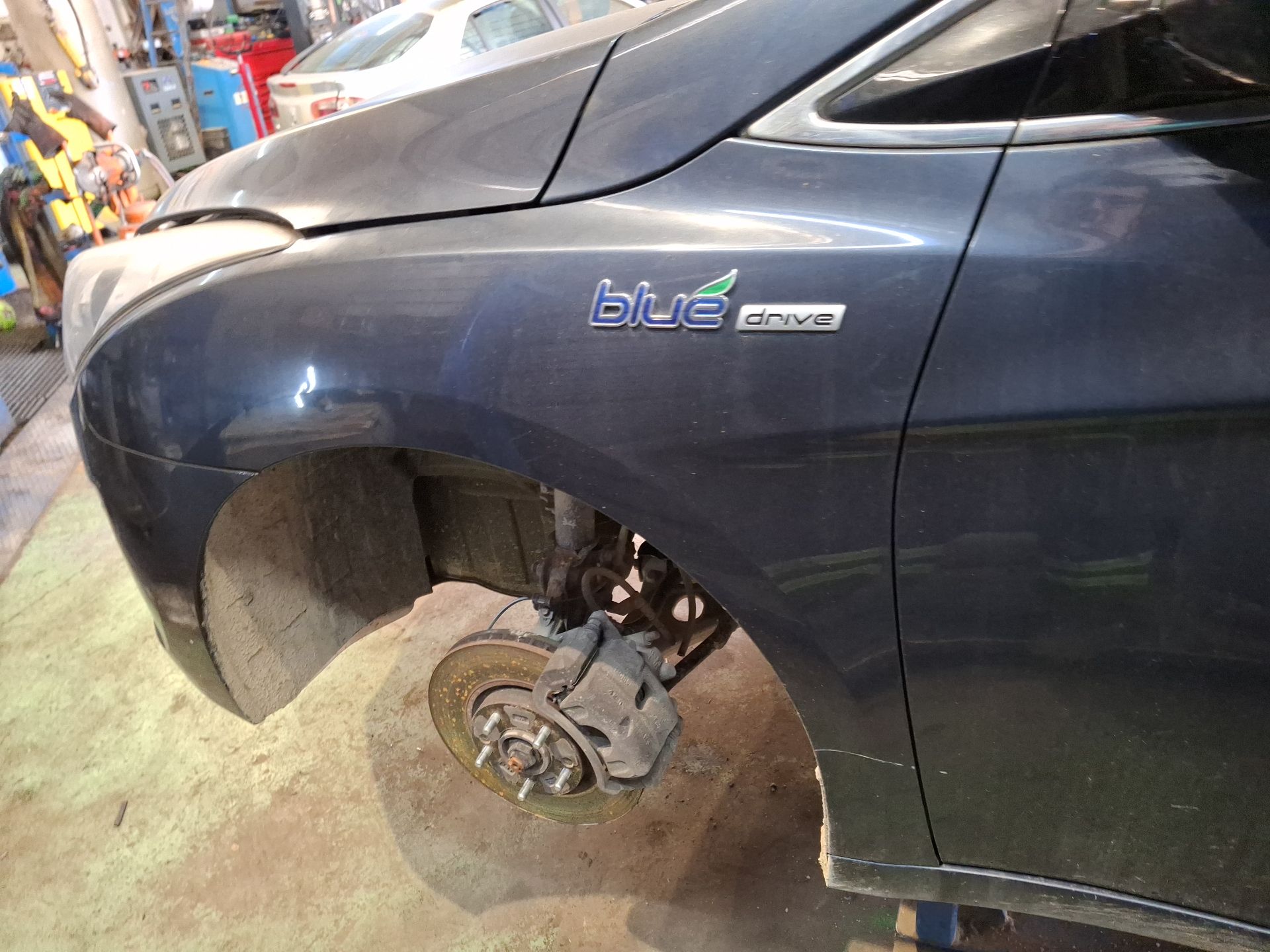 ALETA DELANTERA IZQUIERDA HYUNDAI i40 