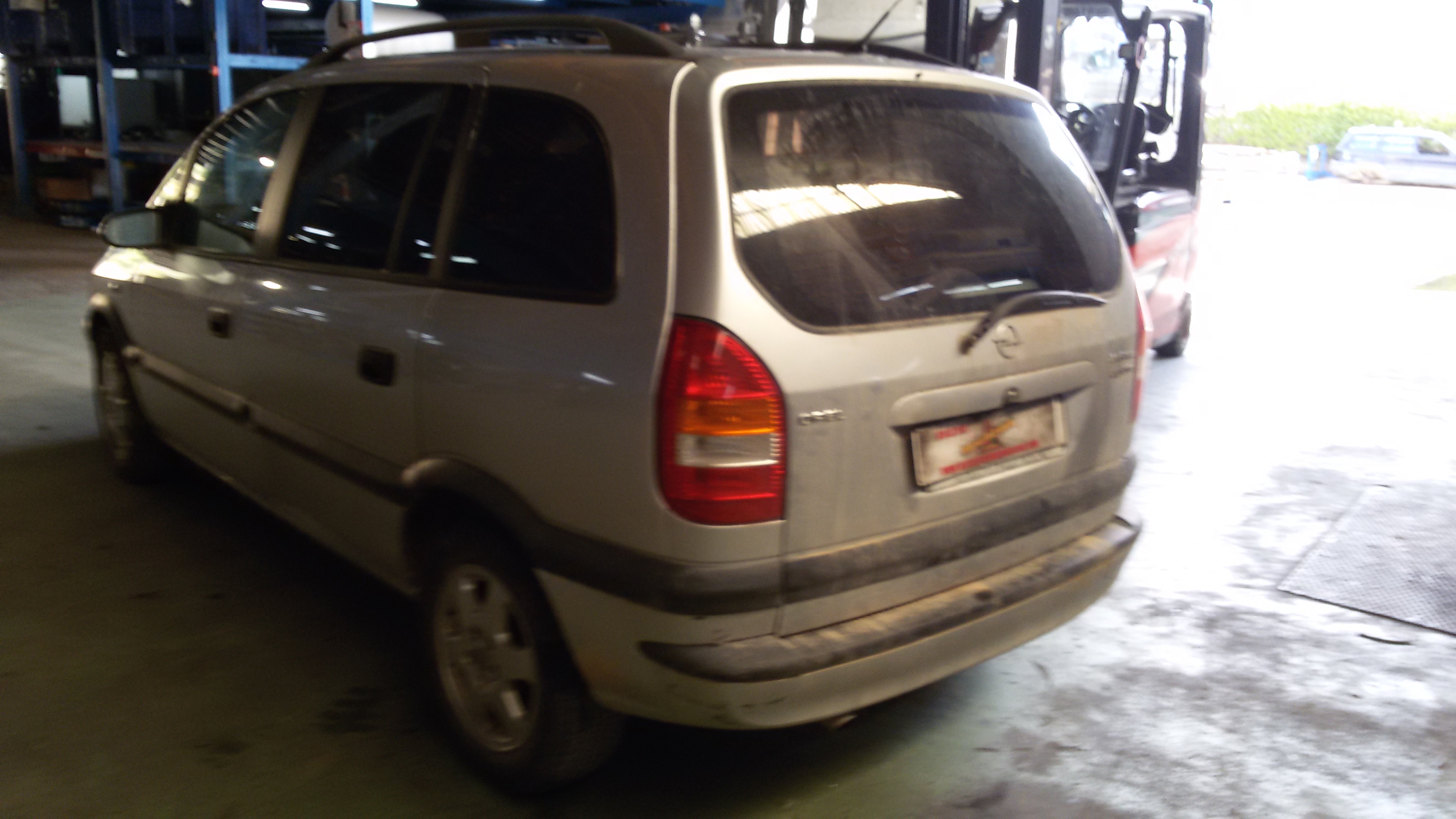 CERRADURA PUERTA DELANTERA IZQUIERDA OPEL ZAFIRA Y20DTH