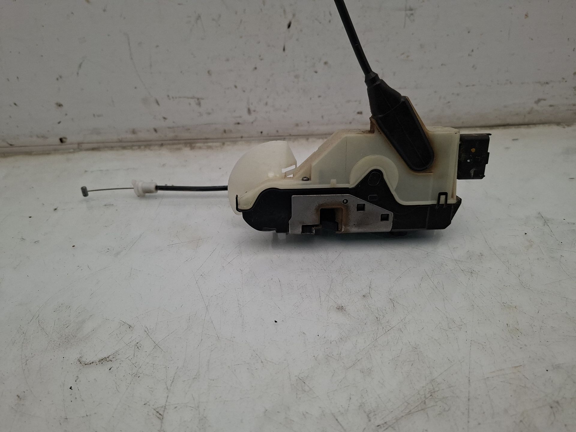 CERRADURA PUERTA DELANTERA IZQUIERDA PEUGEOT 2008 
