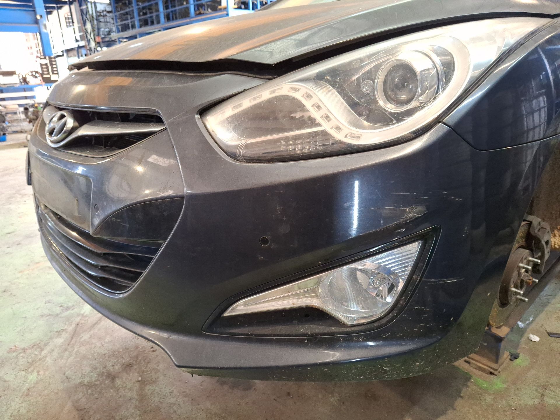 PARAGOLPES DELANTERO HYUNDAI i40 