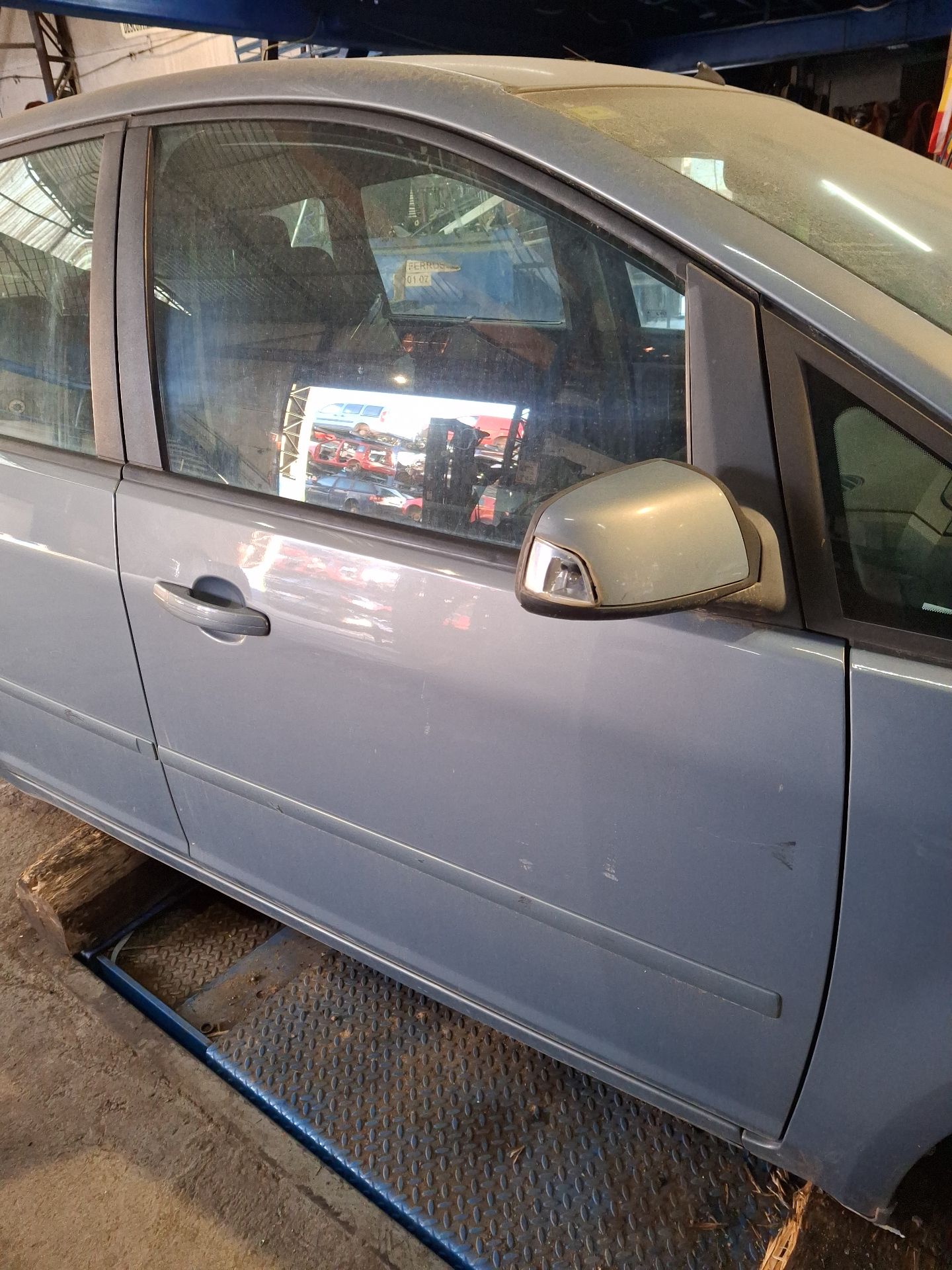 PUERTA DELANTERA DERECHA FORD C-MAX 