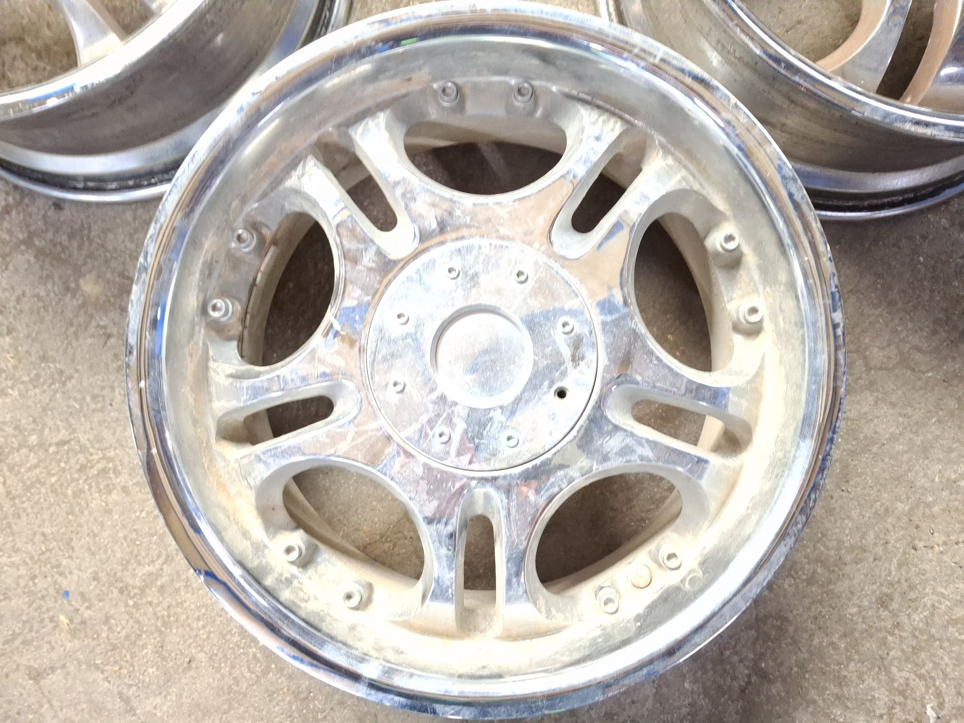 JUEGO LLANTAS CHRYSLER PT 